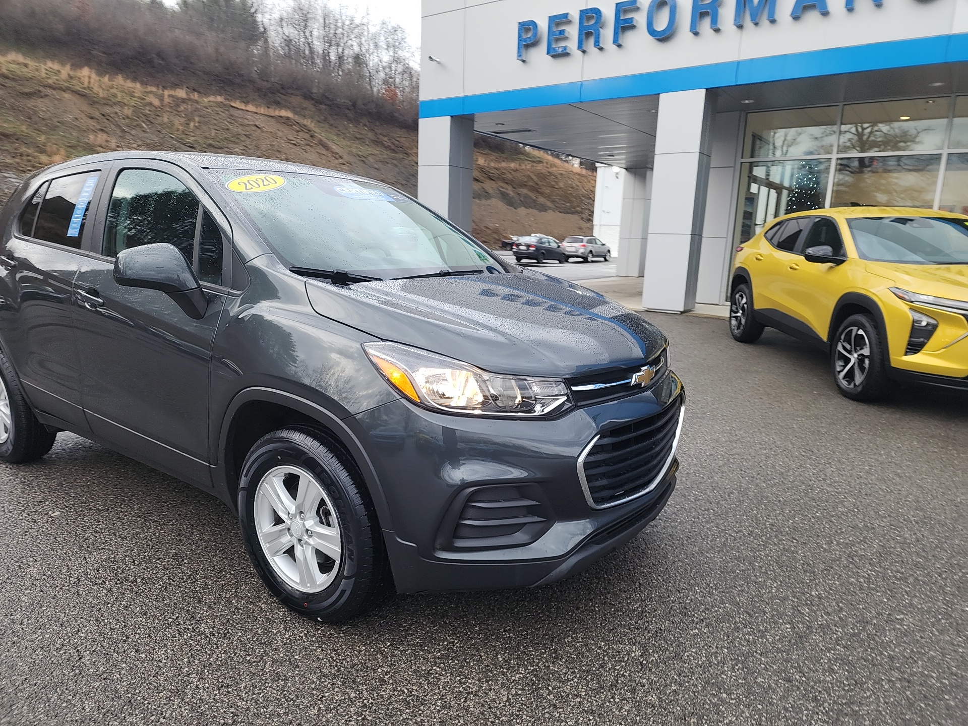 2020 Chevrolet Trax LS 1