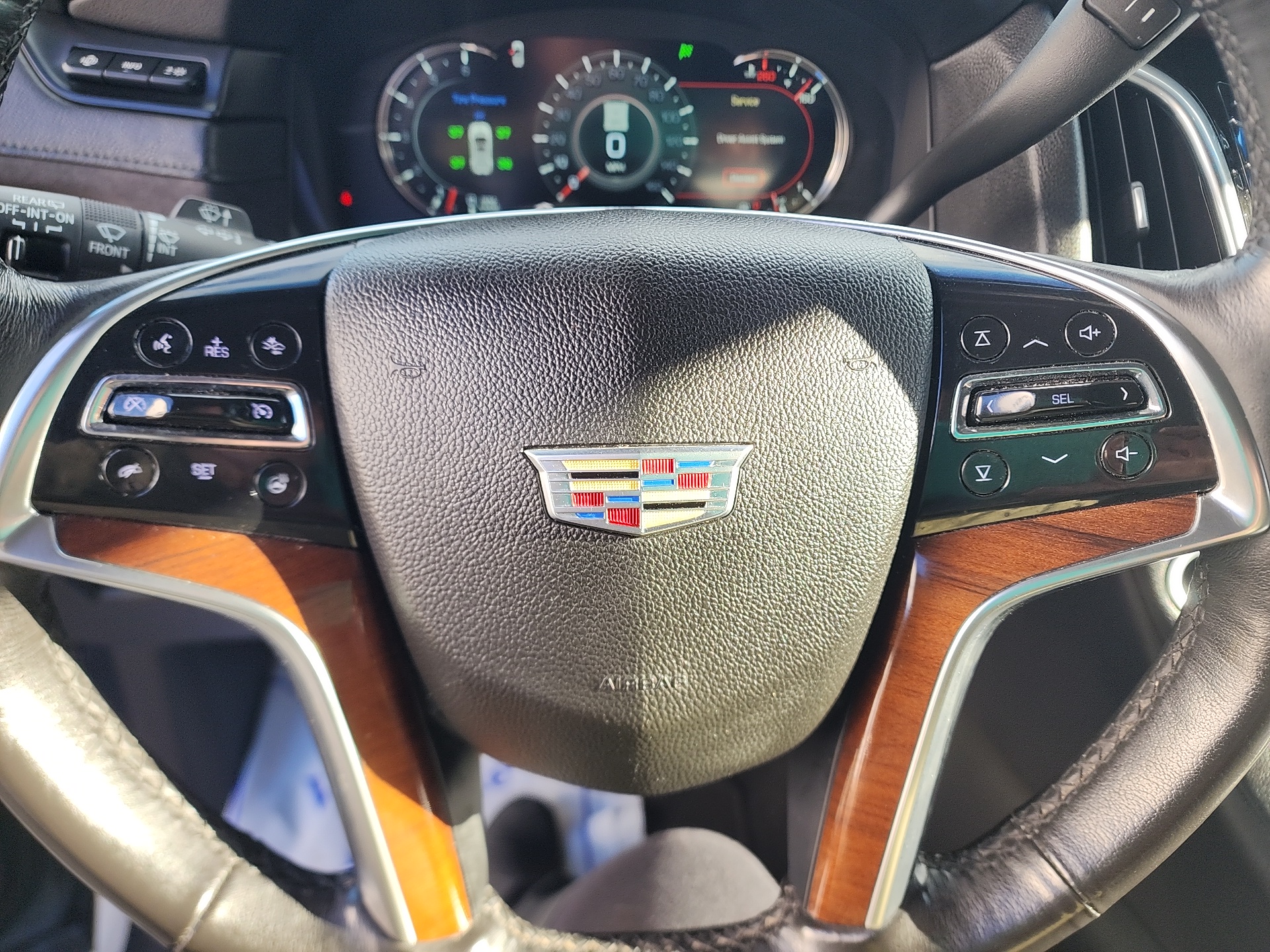 2019 Cadillac Escalade Premium Luxury 28