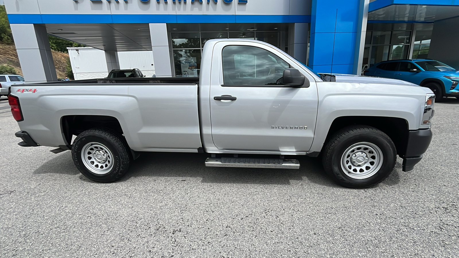 2016 Chevrolet Silverado 1500 WT 3