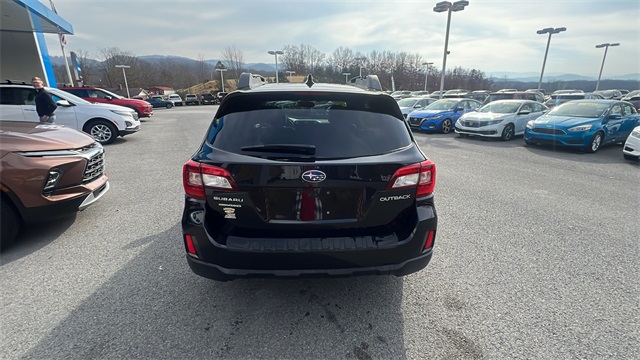 2016 Subaru Outback 2.5i 4