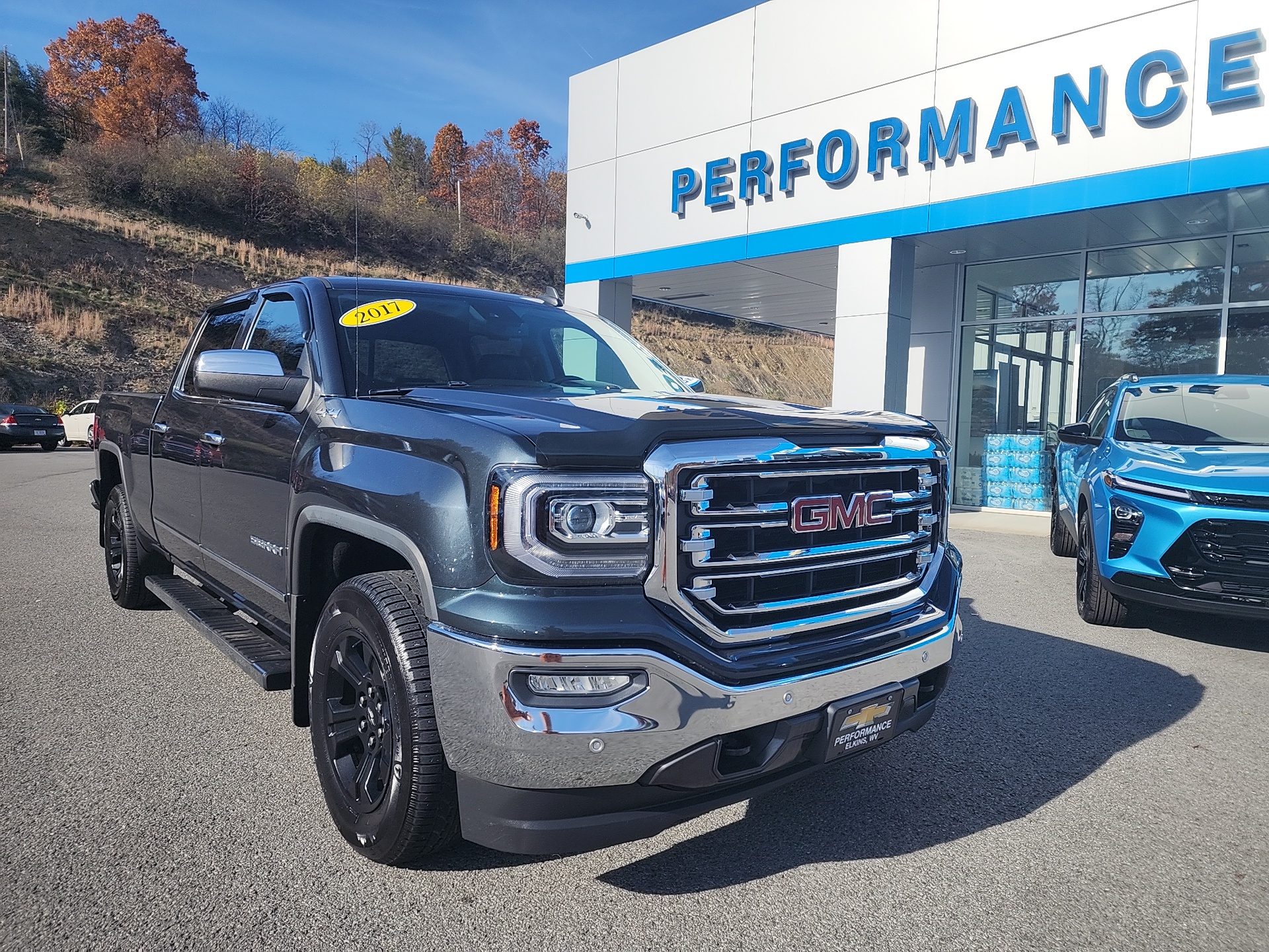 2017 GMC Sierra 1500 SLT 1