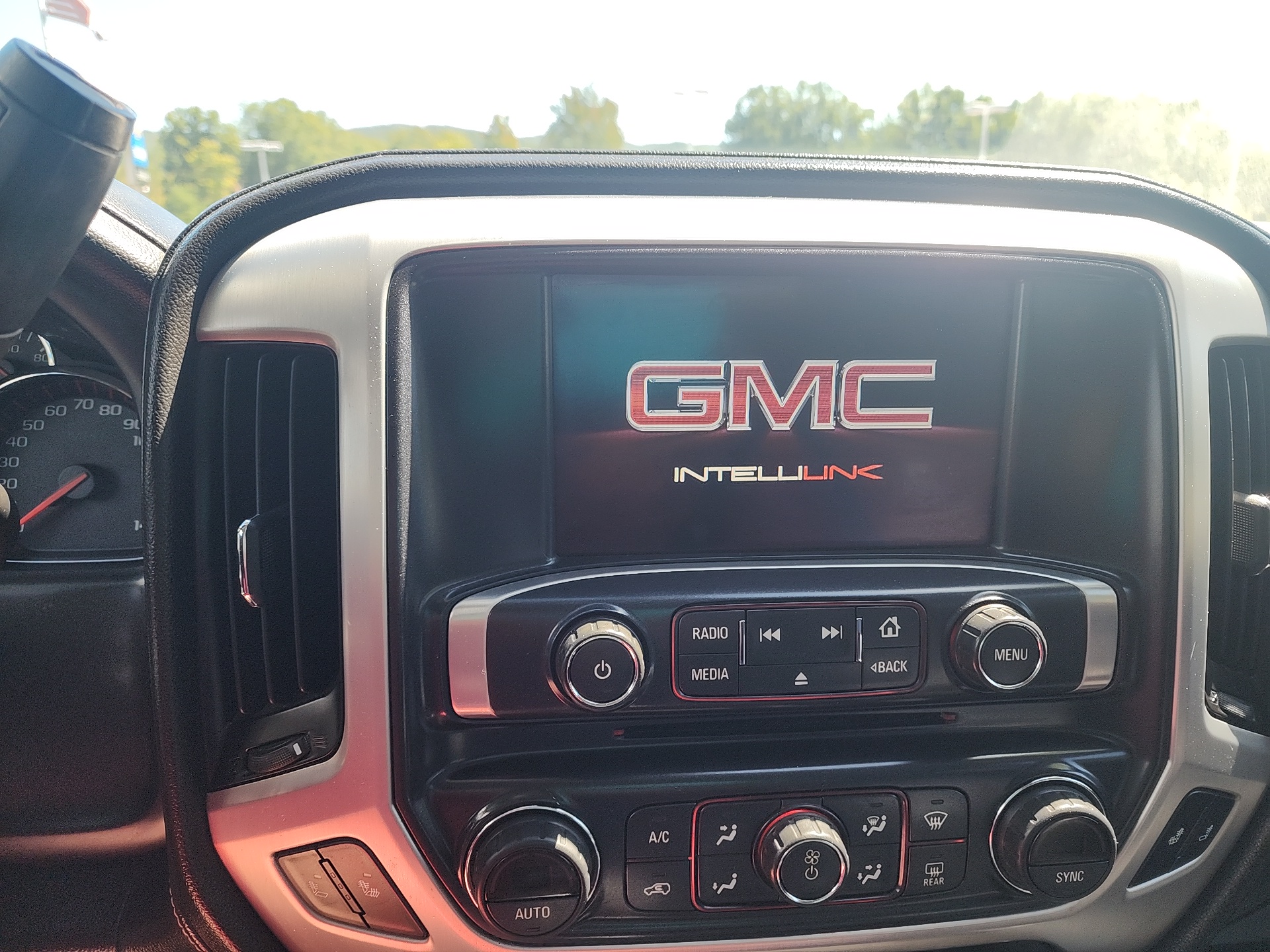 2015 GMC Sierra 1500 SLT 23