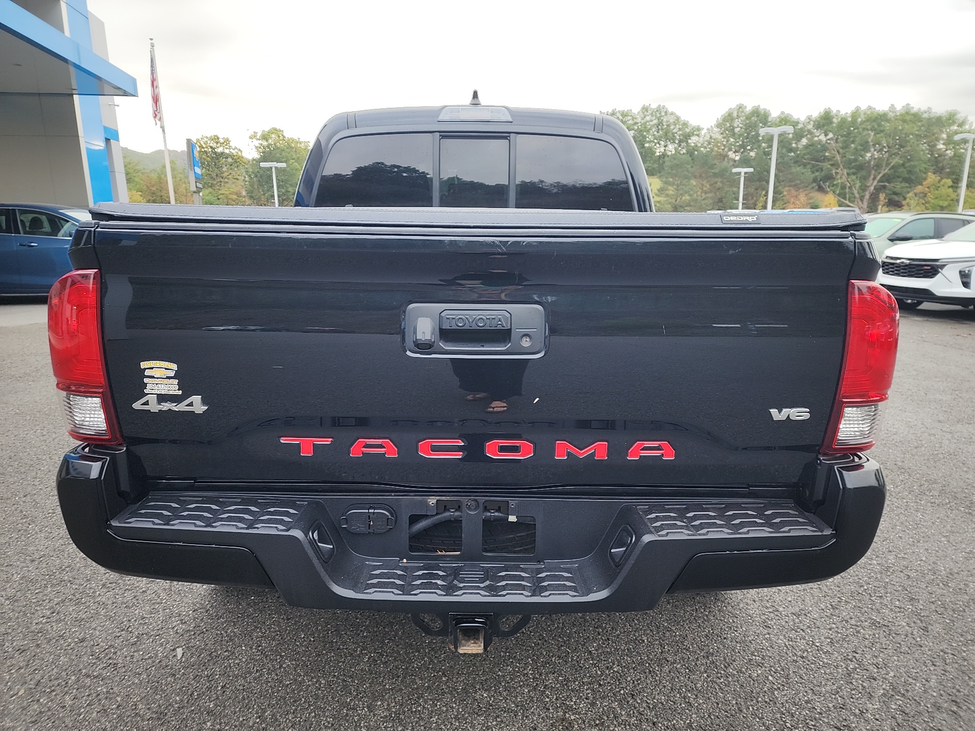 2022 Toyota Tacoma SR5 ( LIFTED) 4