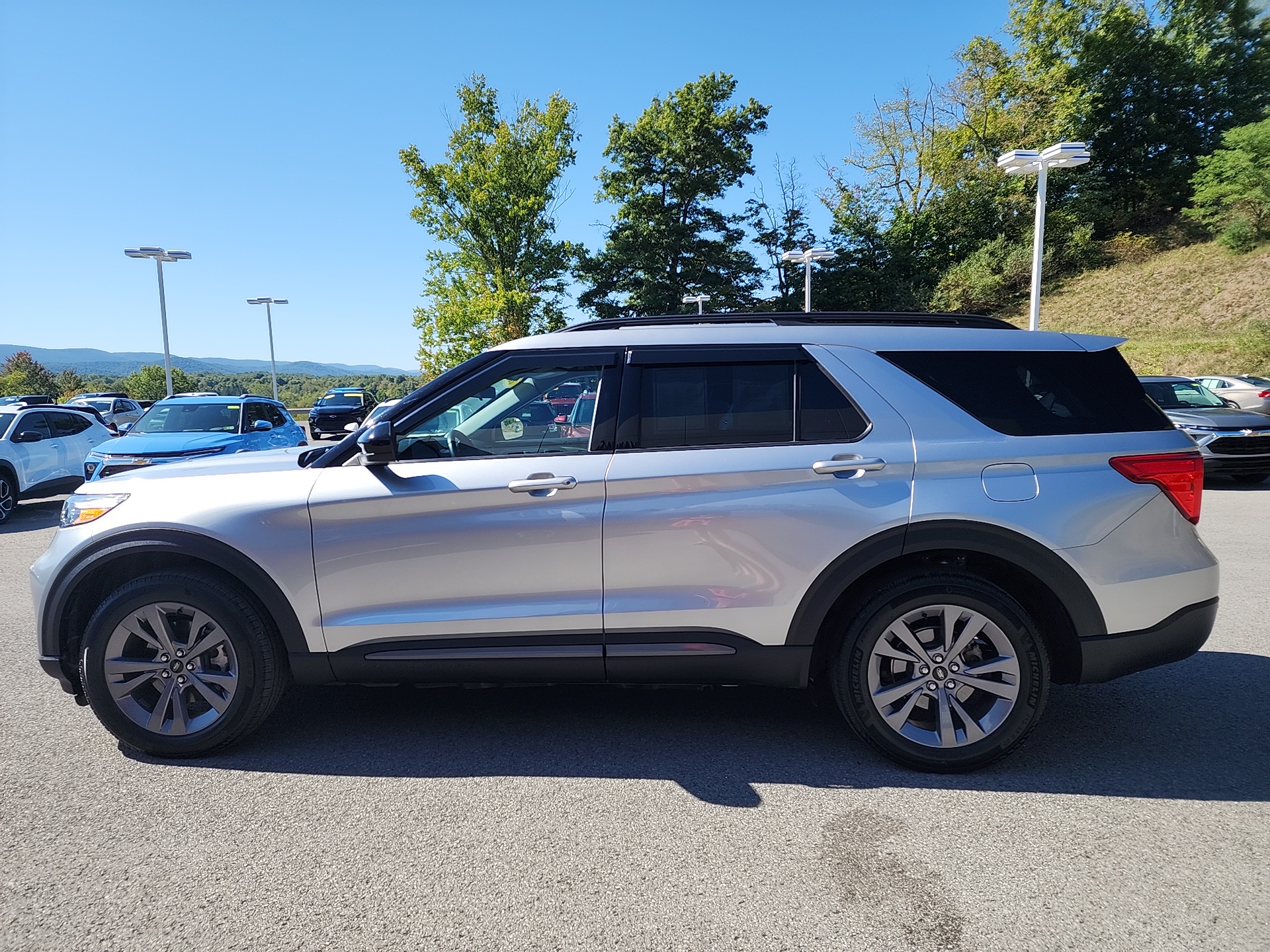 2022 Ford Explorer XLT 6