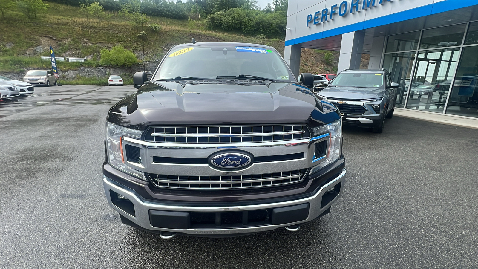 2020 Ford F-150 XLT 2