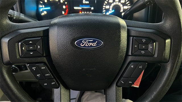 2017 Ford F-150 XLT 17
