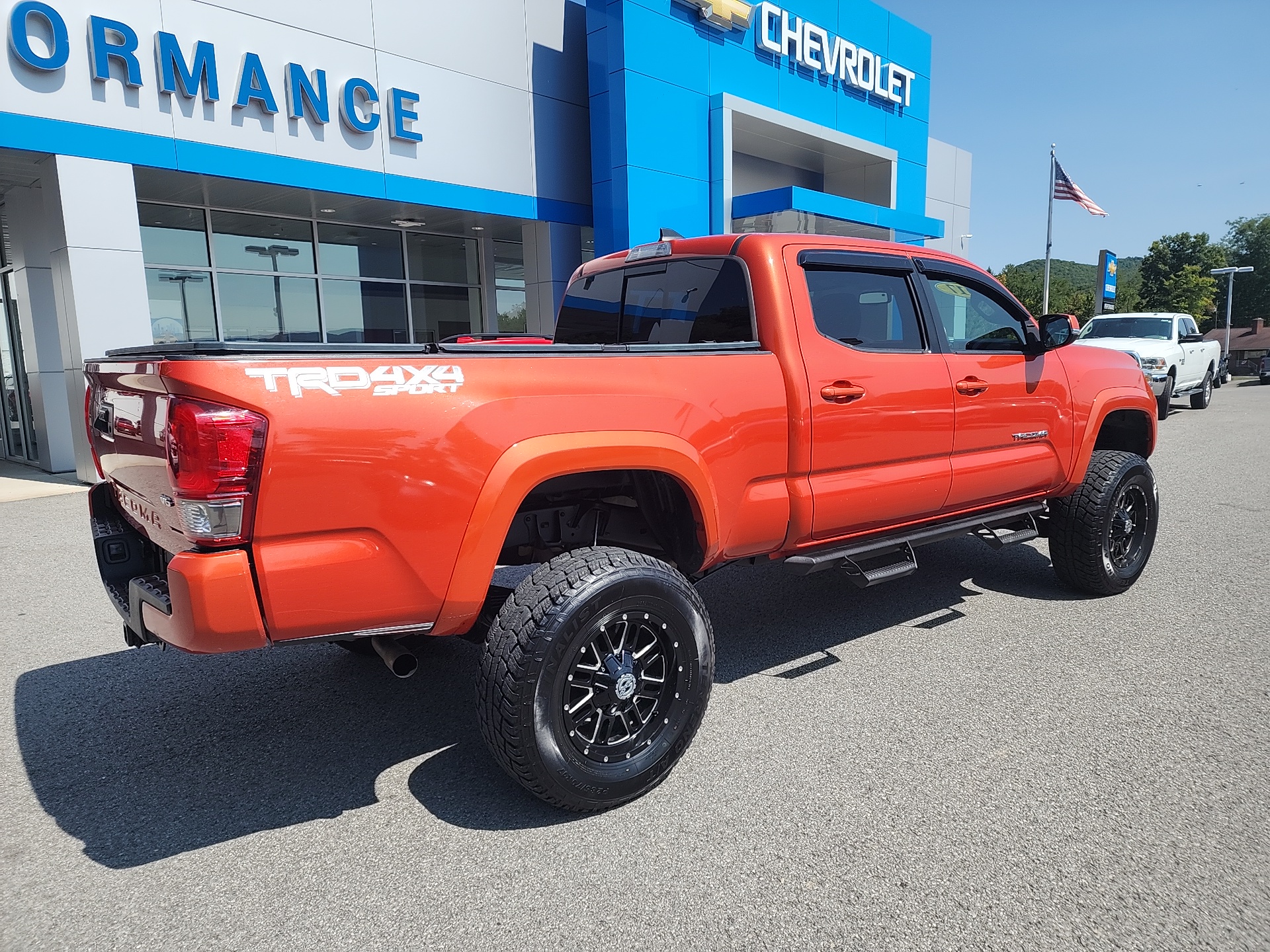 2017 Toyota Tacoma  3