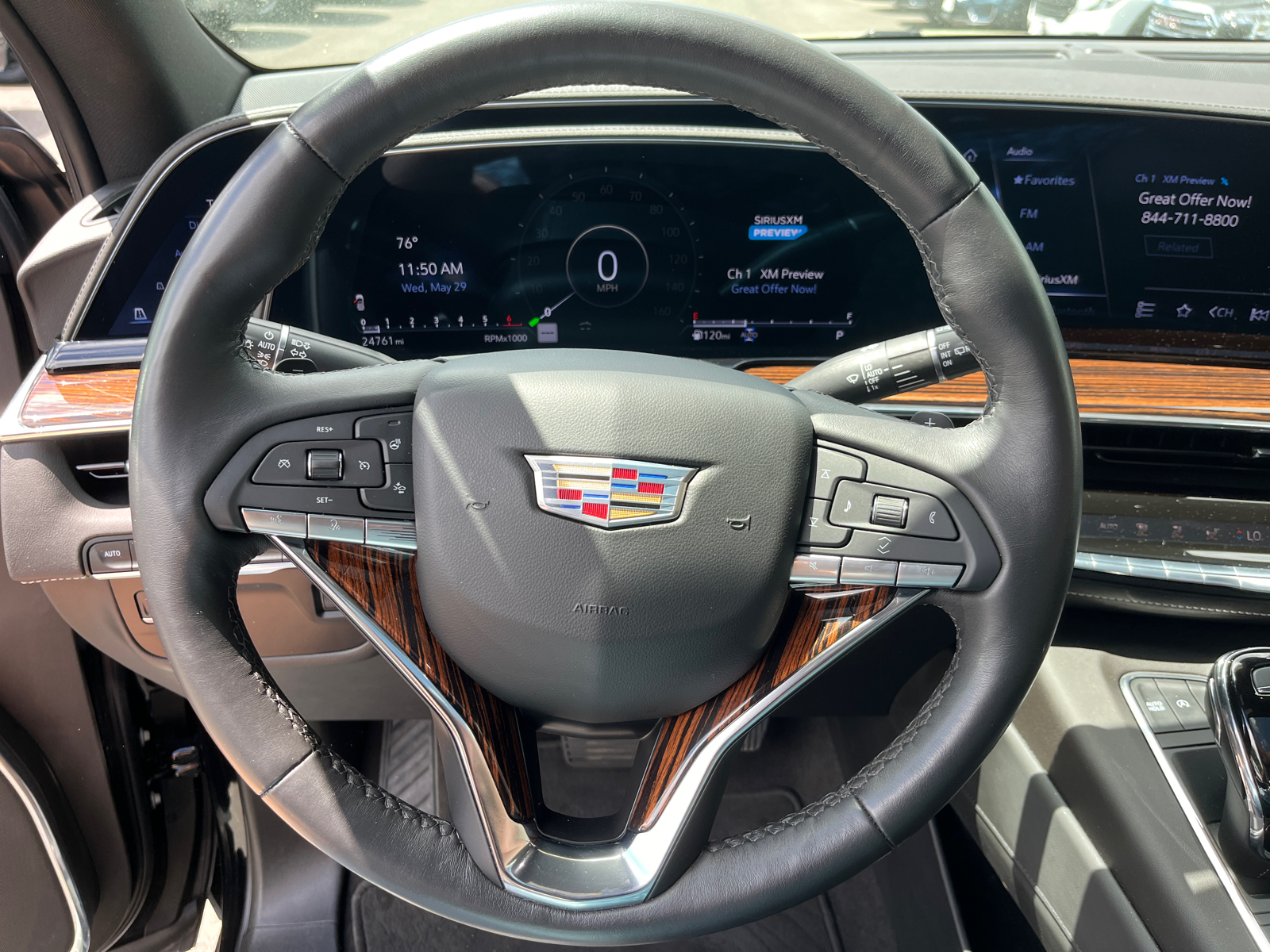 2022 Cadillac Escalade Premium Luxury 12