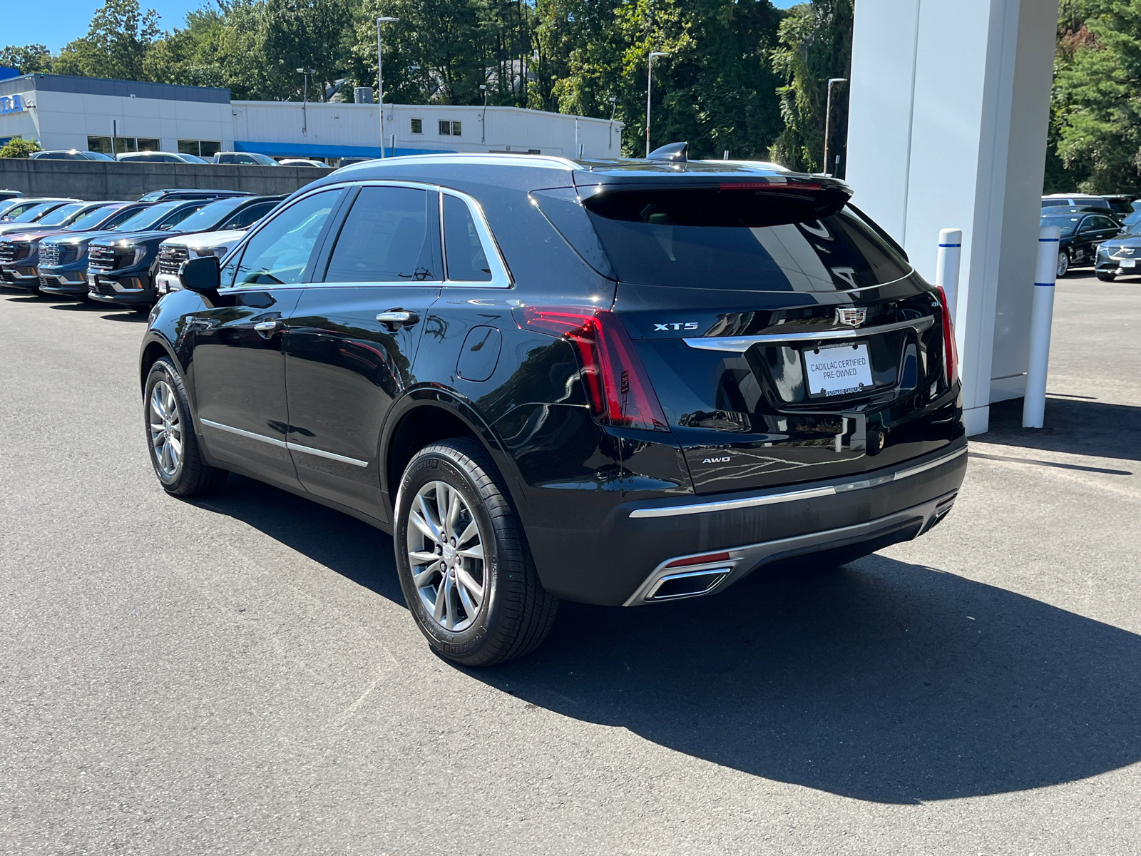 2021 Cadillac XT5 Premium Luxury 3