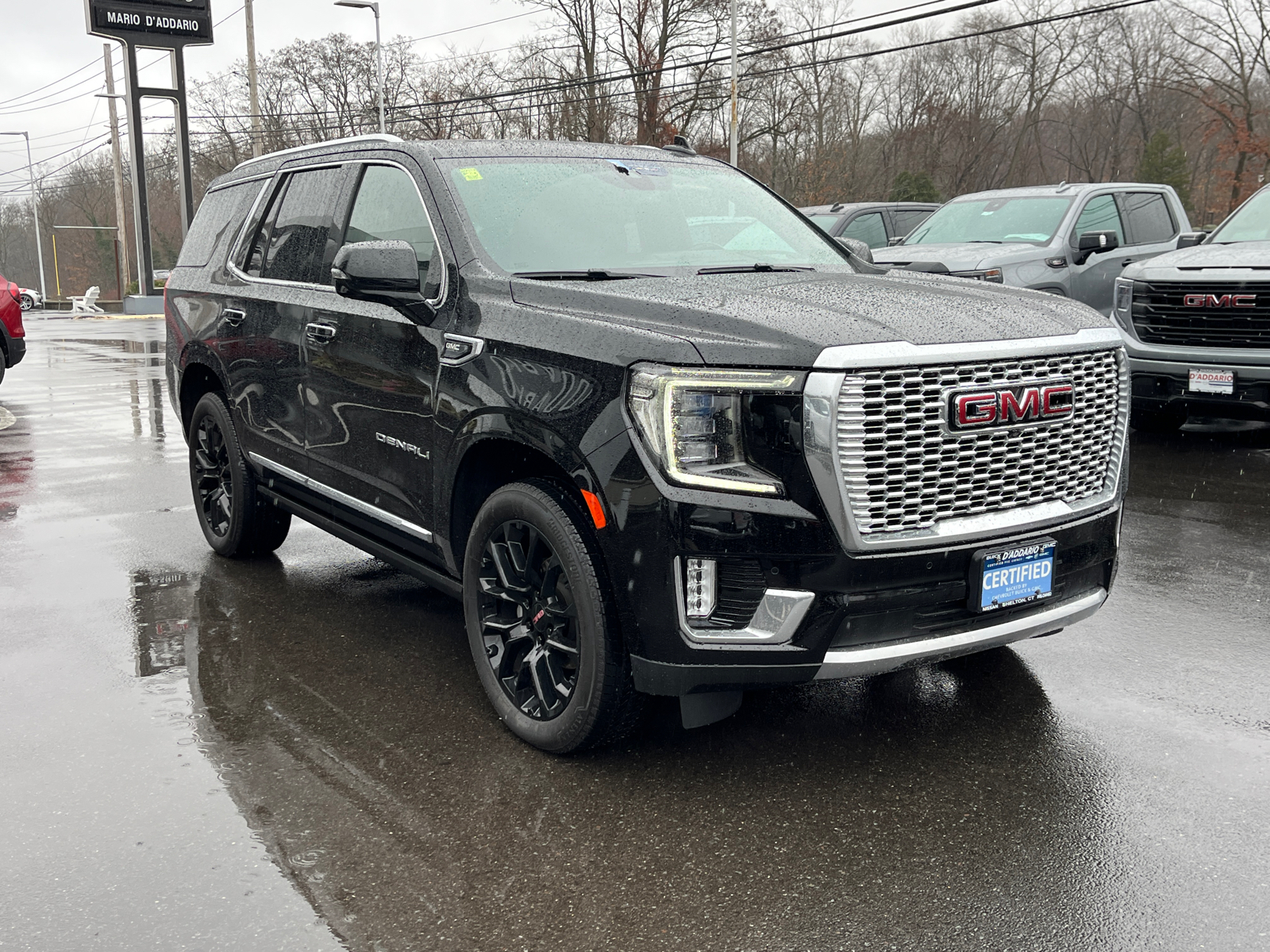 2022 GMC Yukon Denali 6