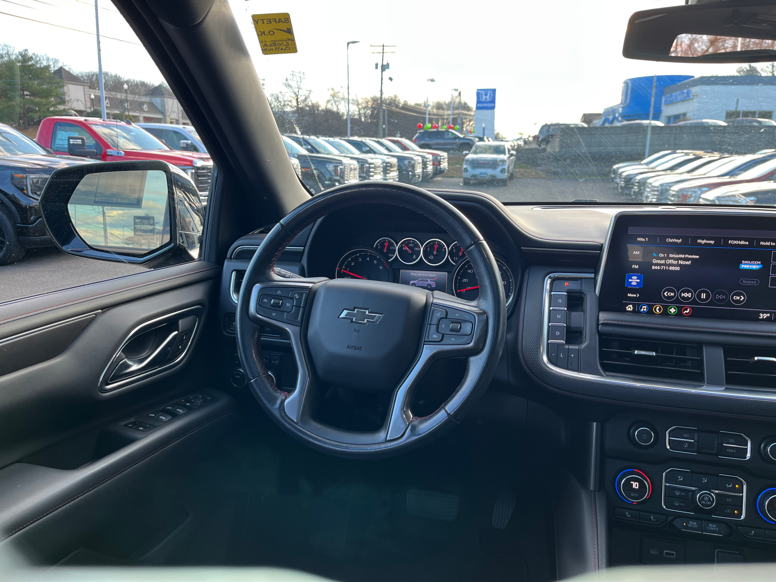 2021 Chevrolet Suburban RST 25