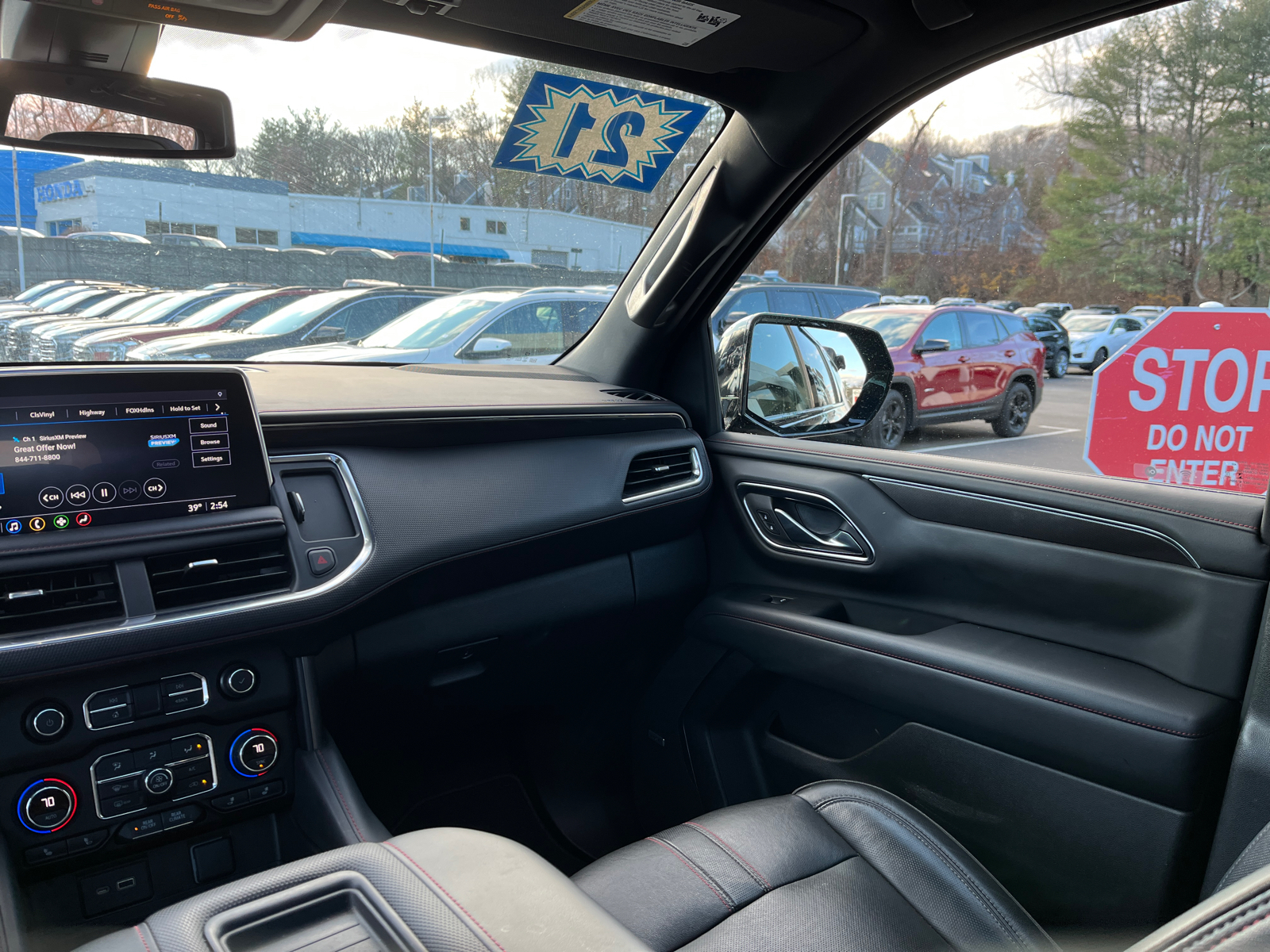 2021 Chevrolet Suburban RST 26