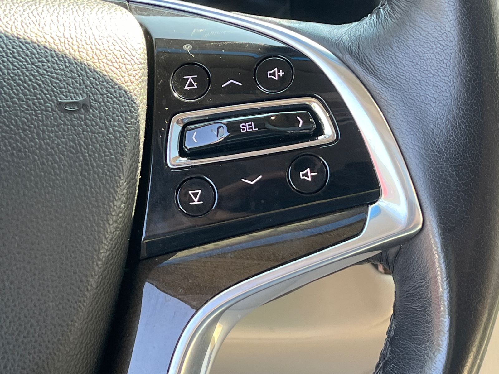 2020 Cadillac Escalade ESV Luxury 15