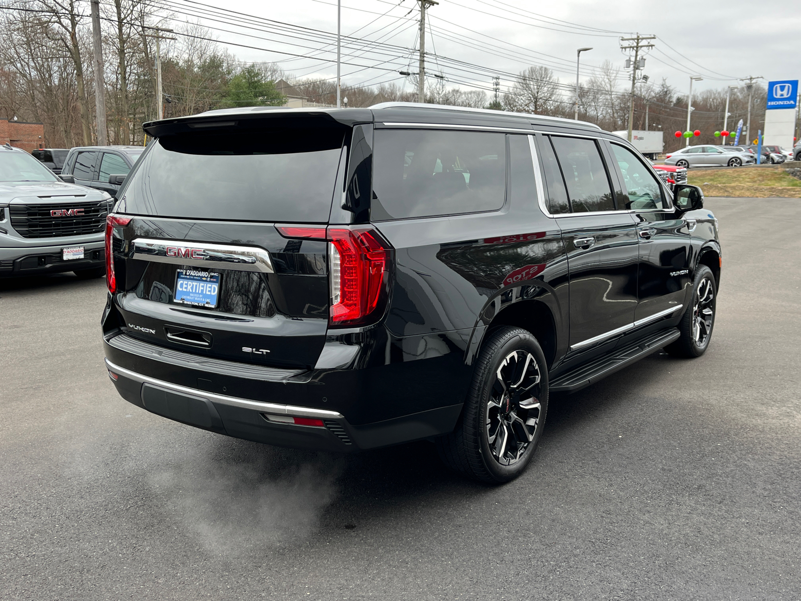 2022 GMC Yukon XL SLT 5