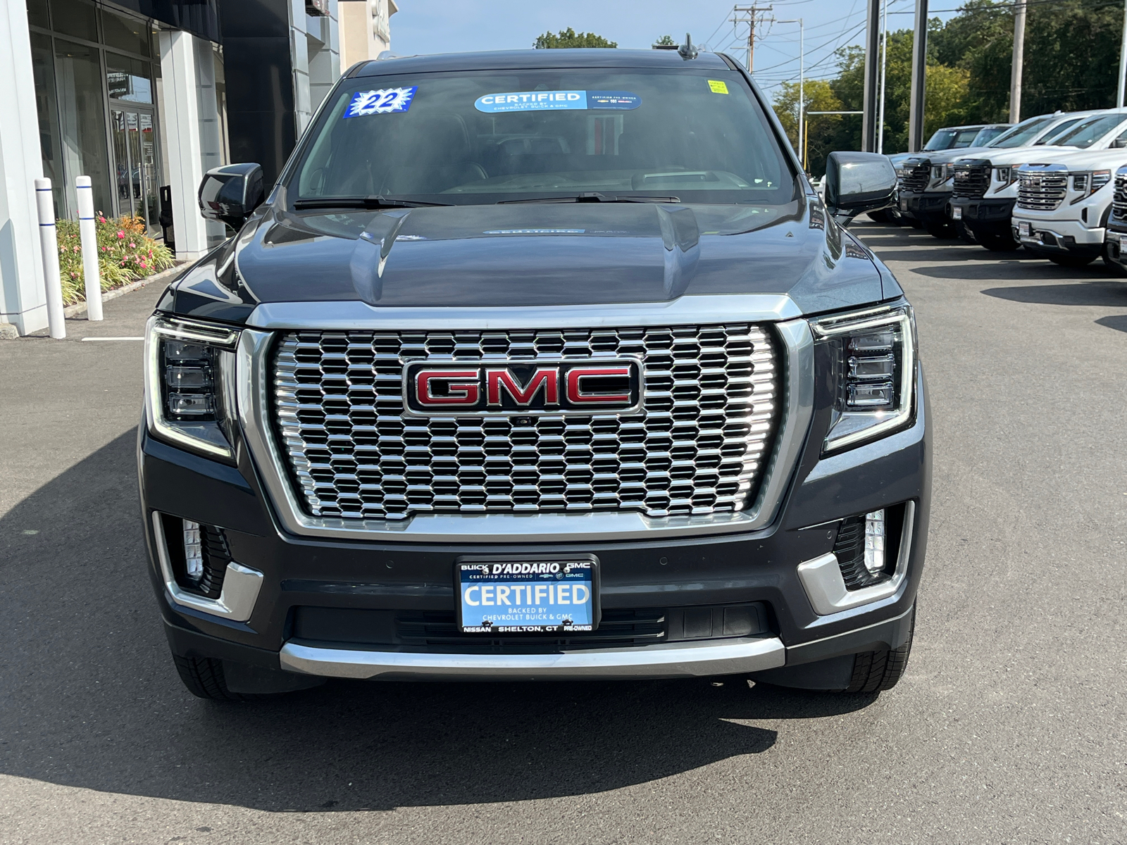 2022 GMC Yukon XL Denali 7