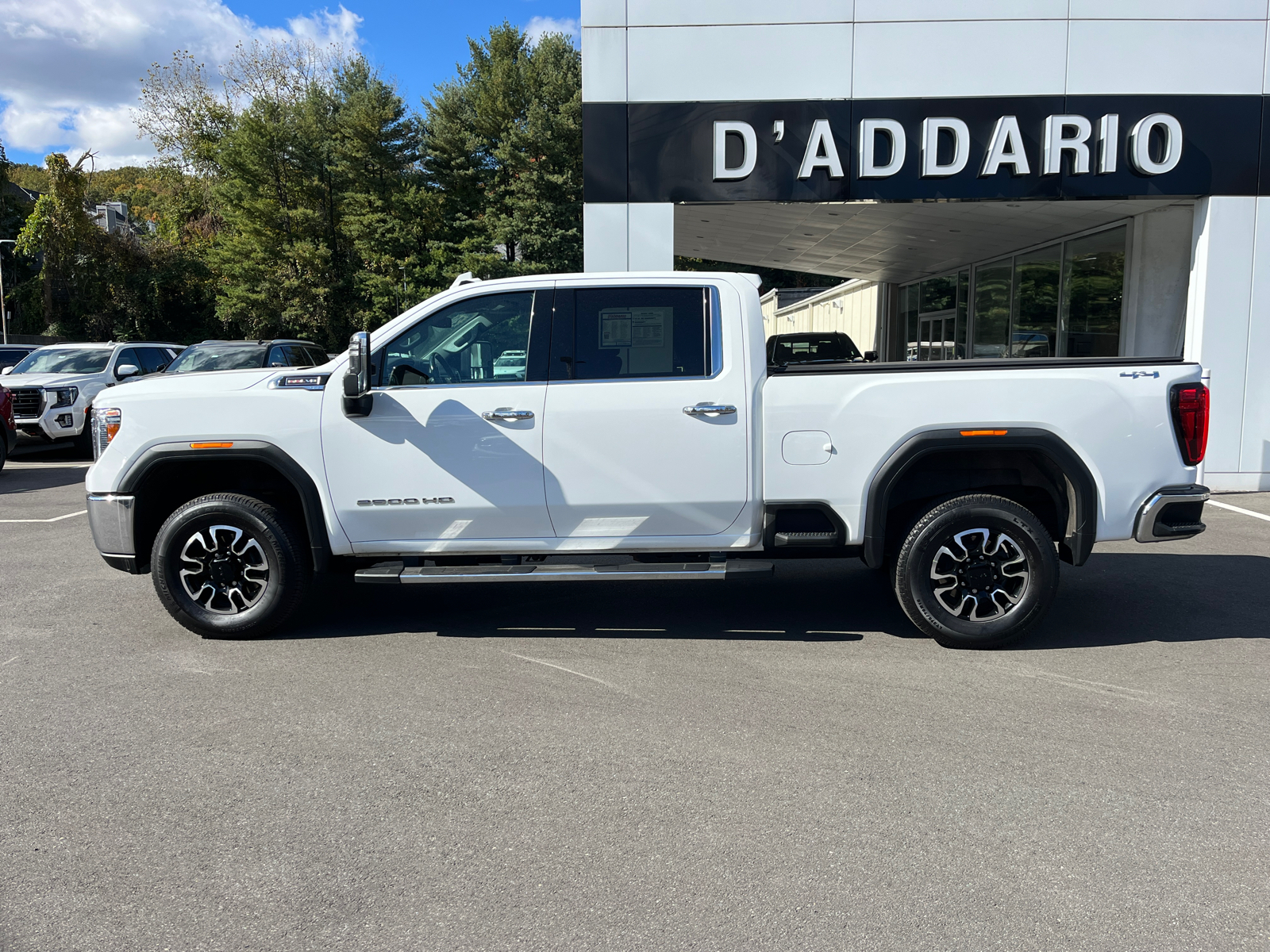 2020 GMC Sierra 2500HD SLT 2