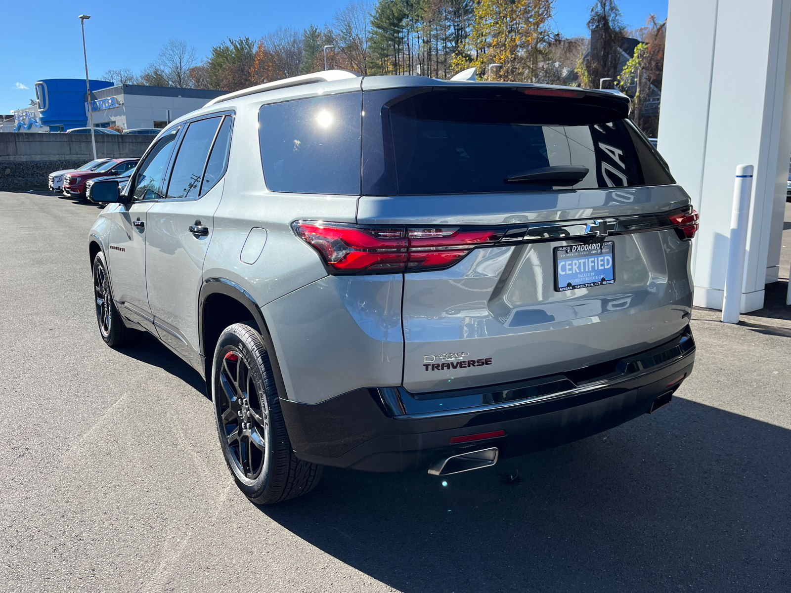 2023 Chevrolet Traverse Premier 3