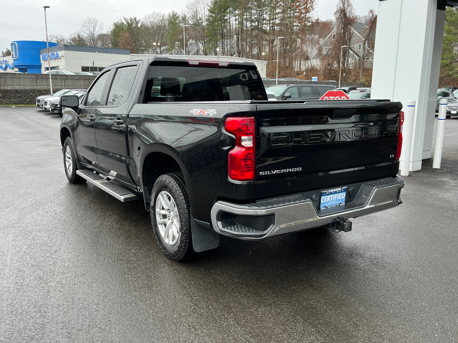 2021 Chevrolet Silverado 1500 LT 3