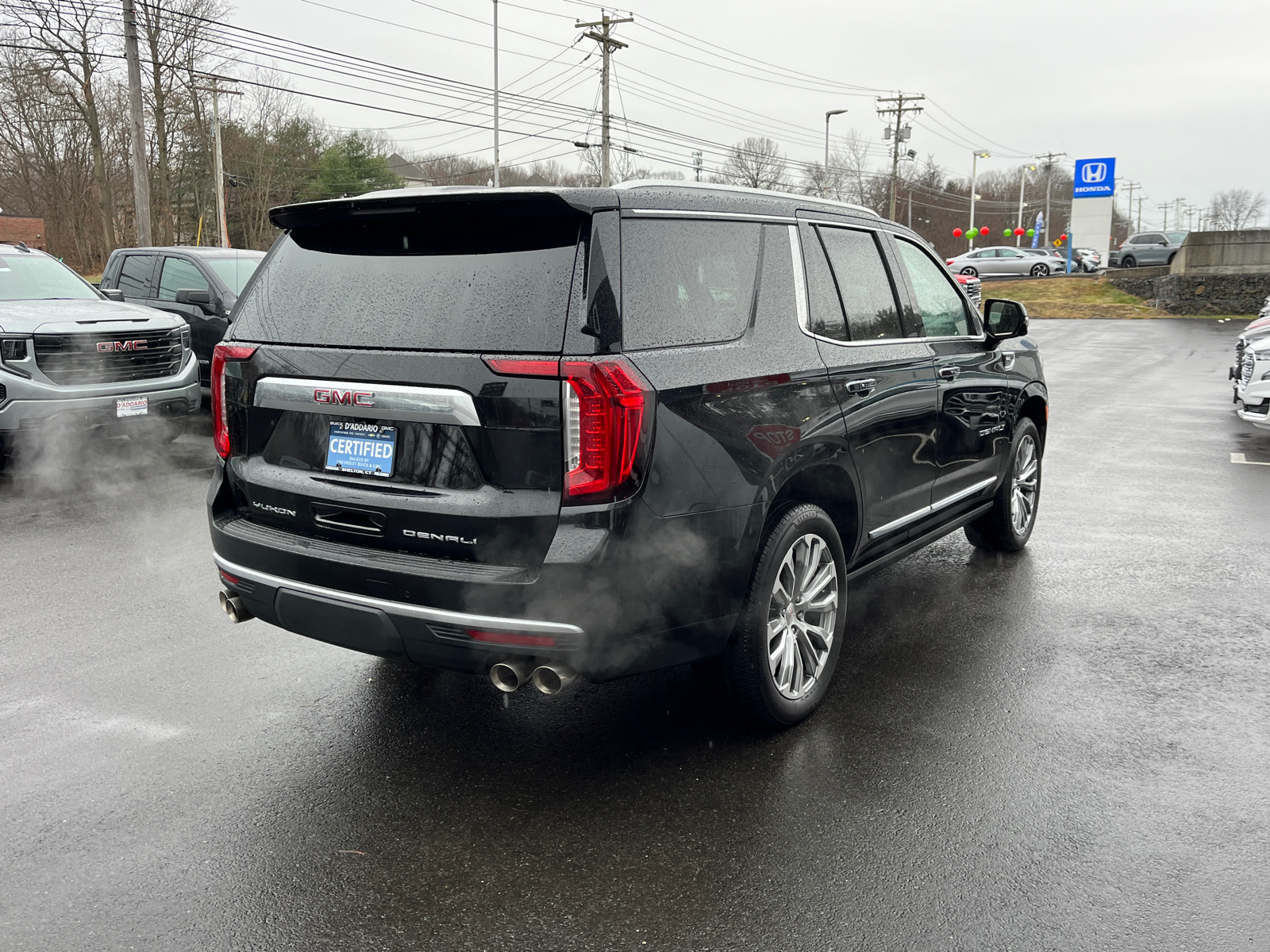 2023 GMC Yukon Denali 5