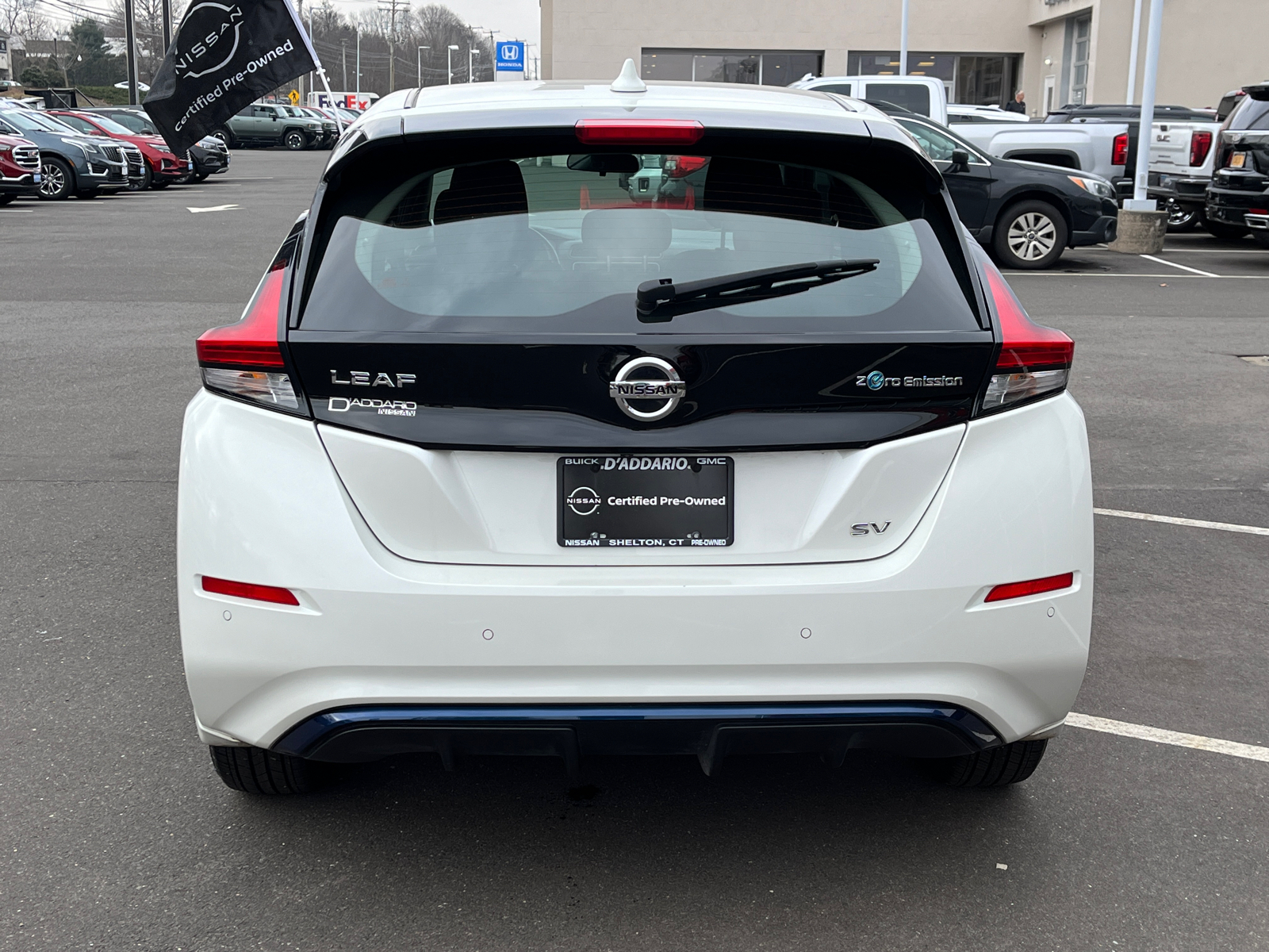 2022 Nissan Leaf SV 4