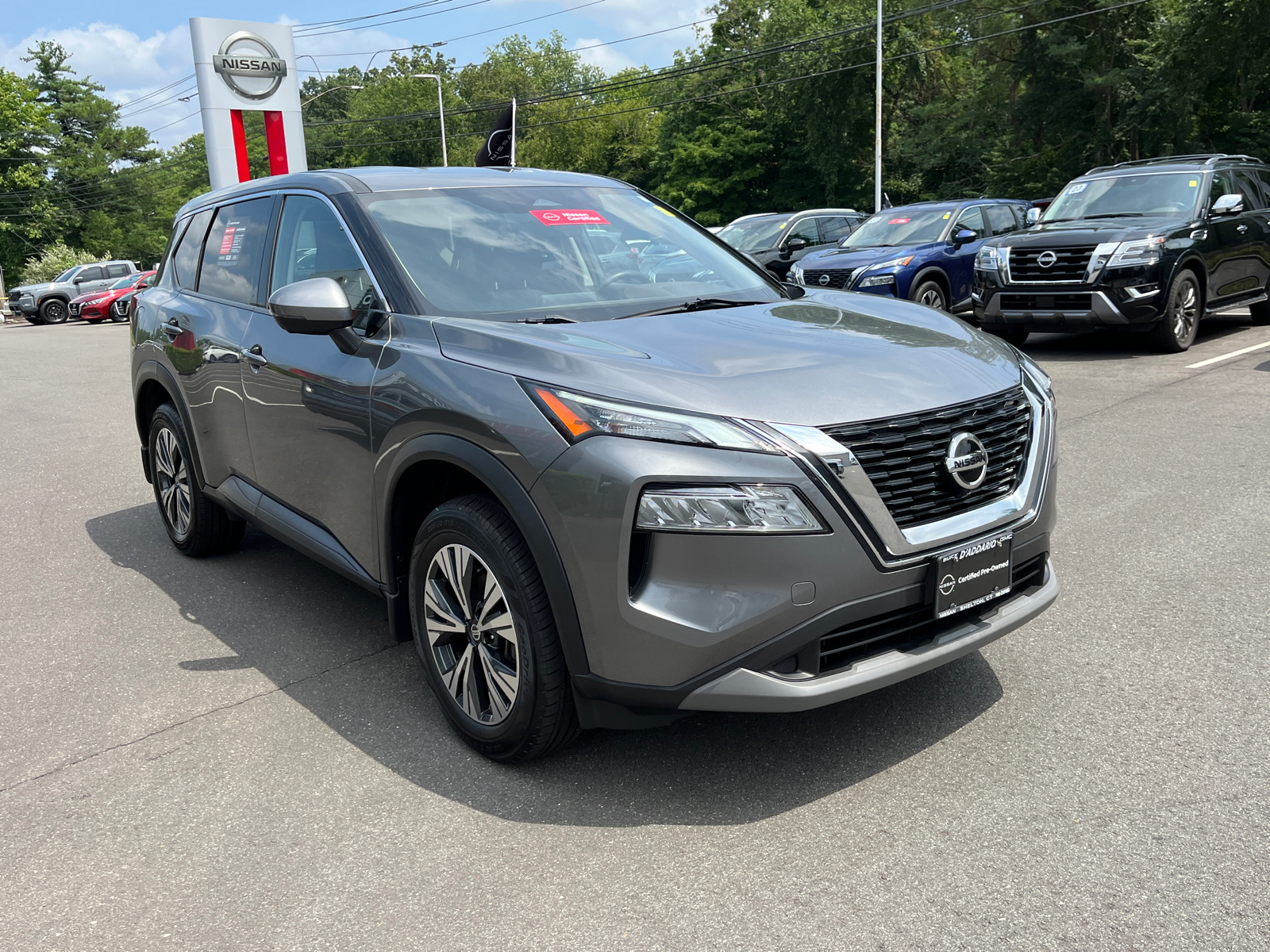 2021 Nissan Rogue SV 6