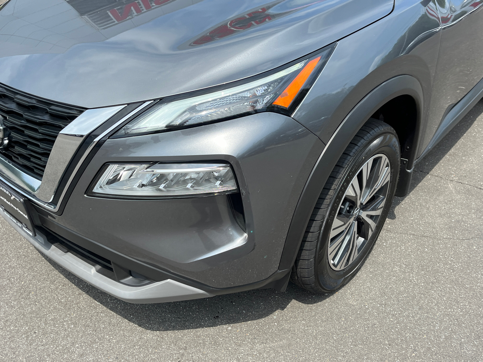 2021 Nissan Rogue SV 8