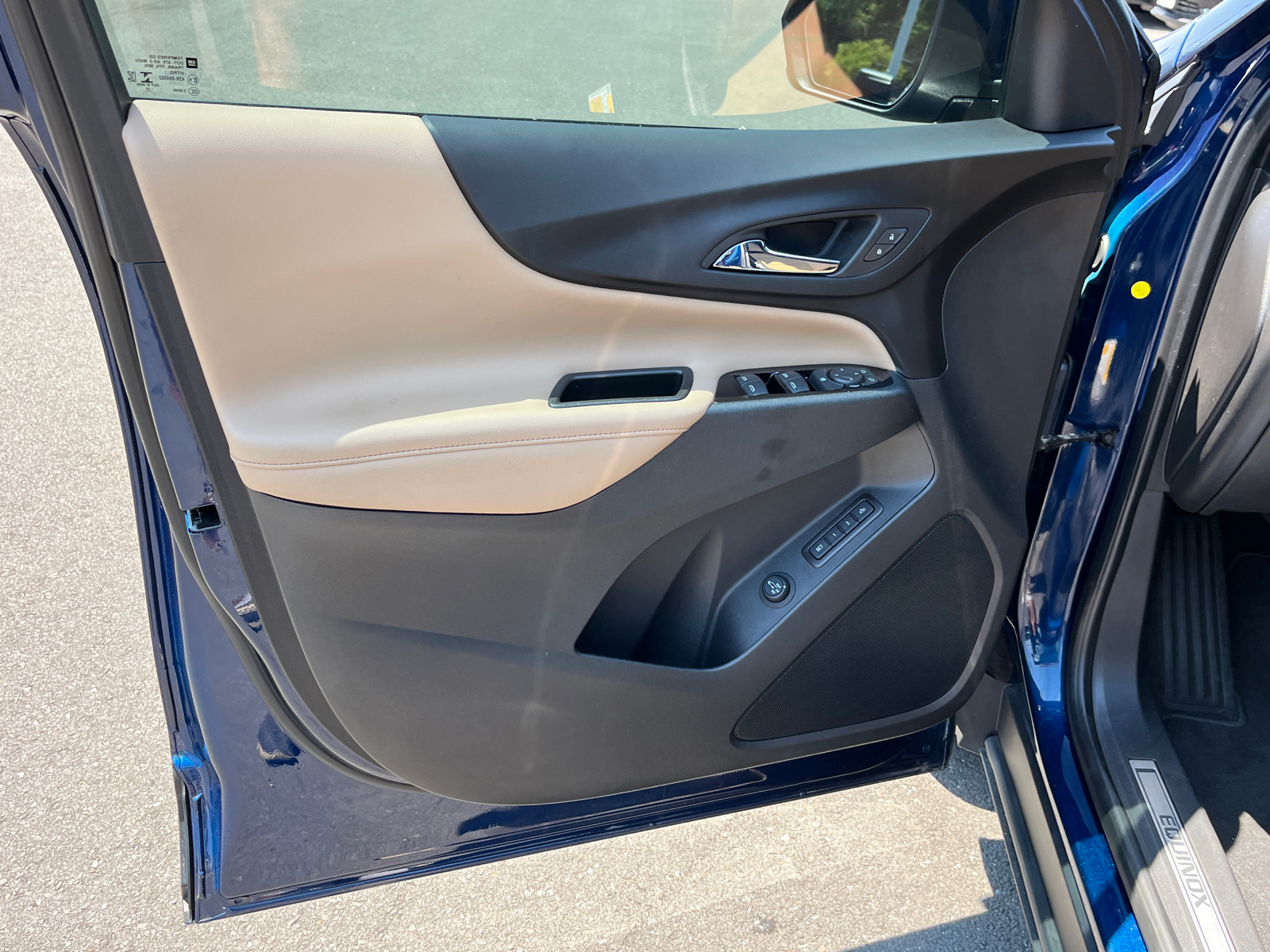 2022 Chevrolet Equinox Premier 10