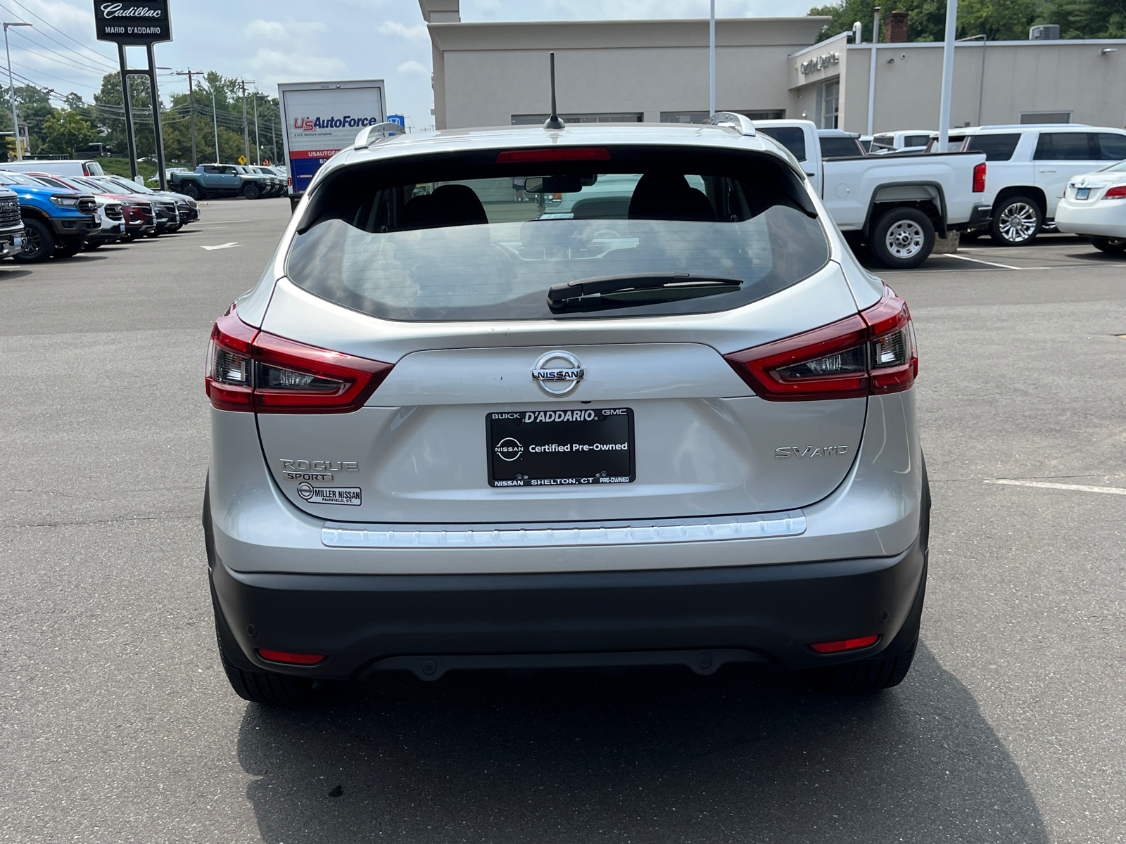 2021 Nissan Rogue Sport SV 4