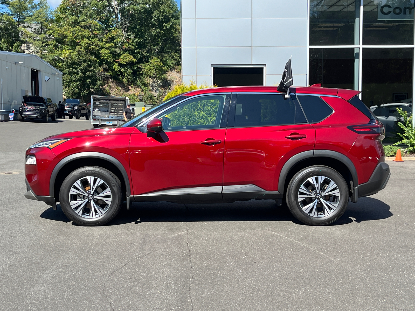 2021 Nissan Rogue SV 2