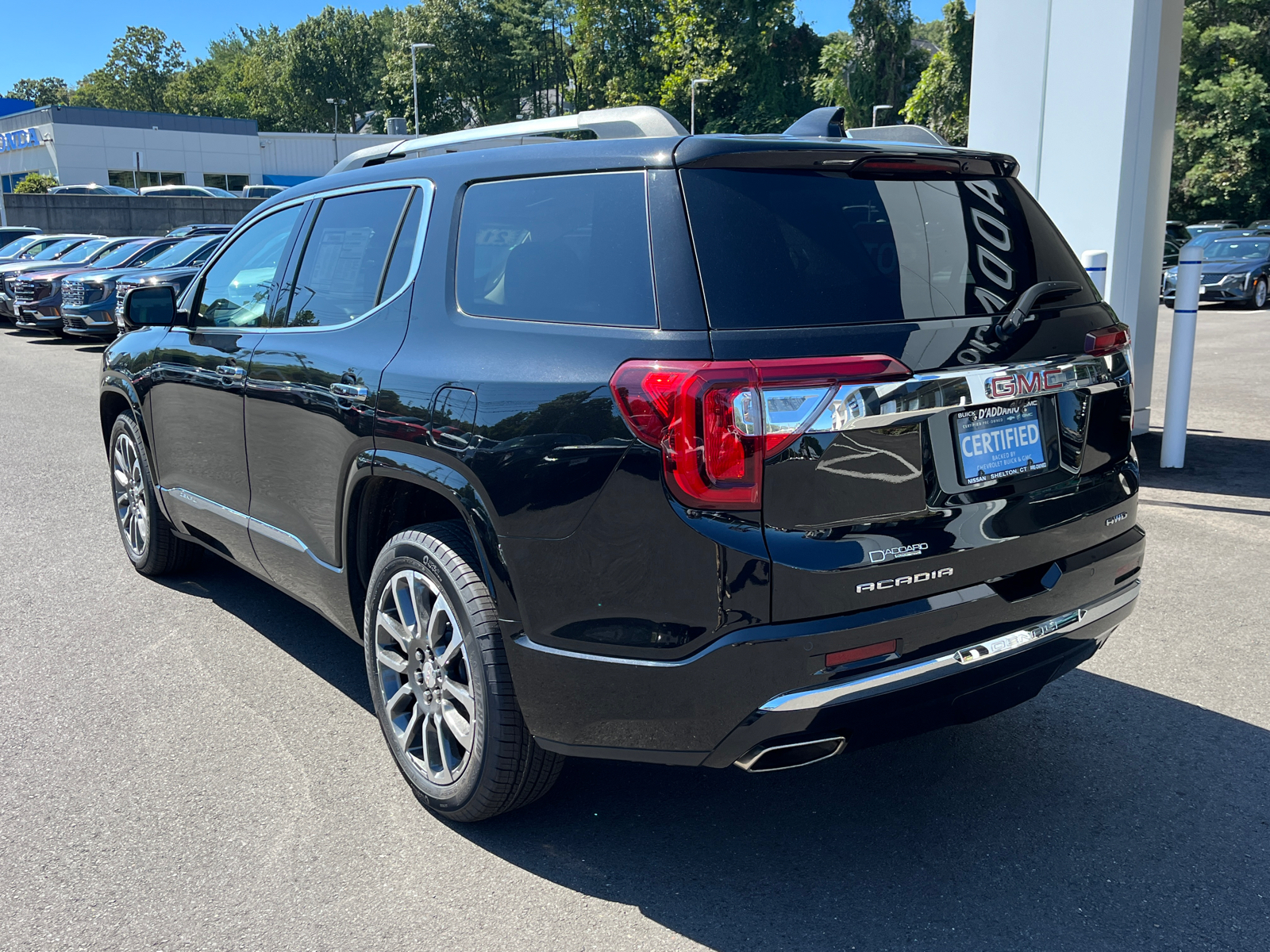 2021 GMC Acadia Denali 3