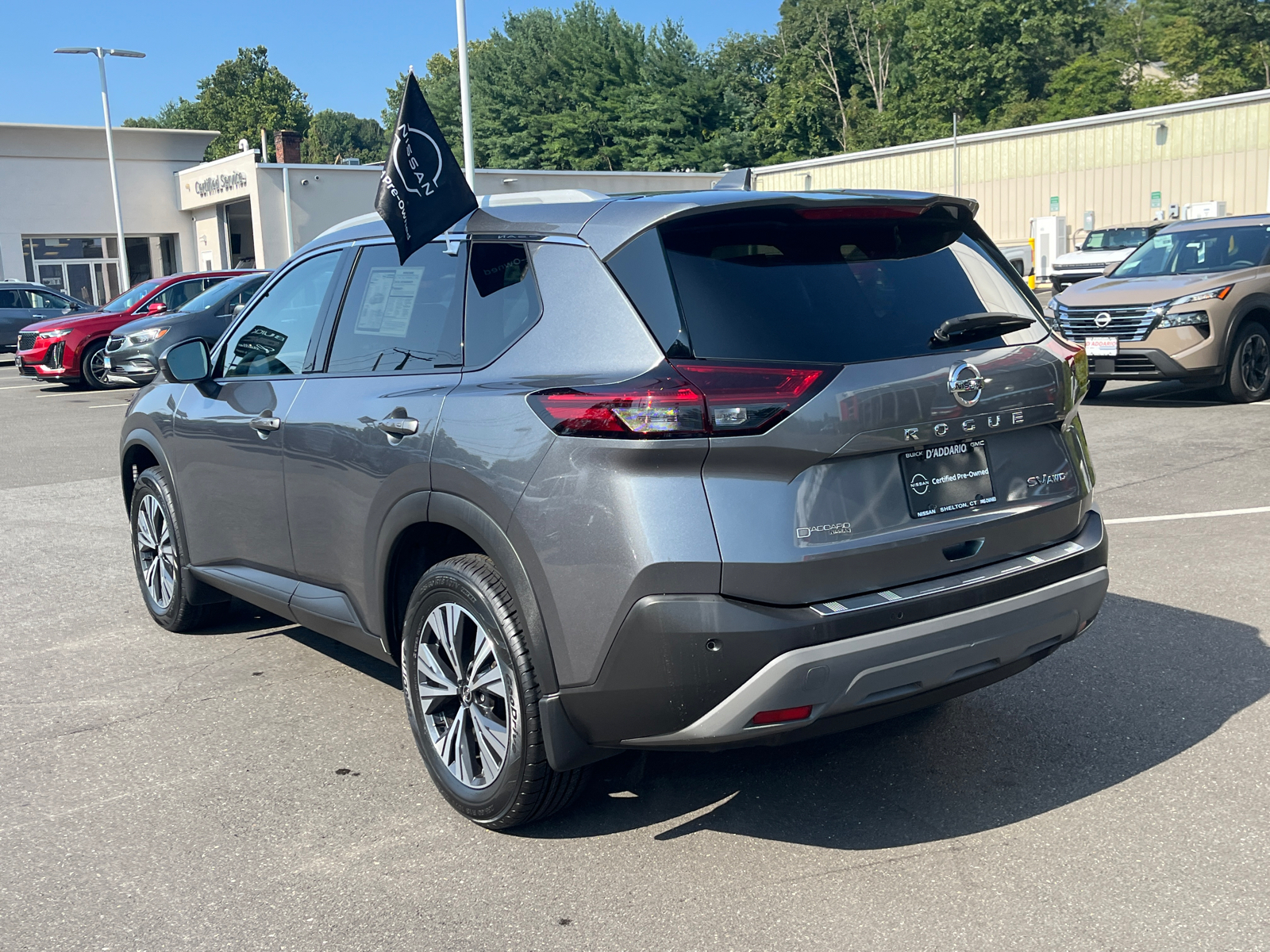 2021 Nissan Rogue SV 3