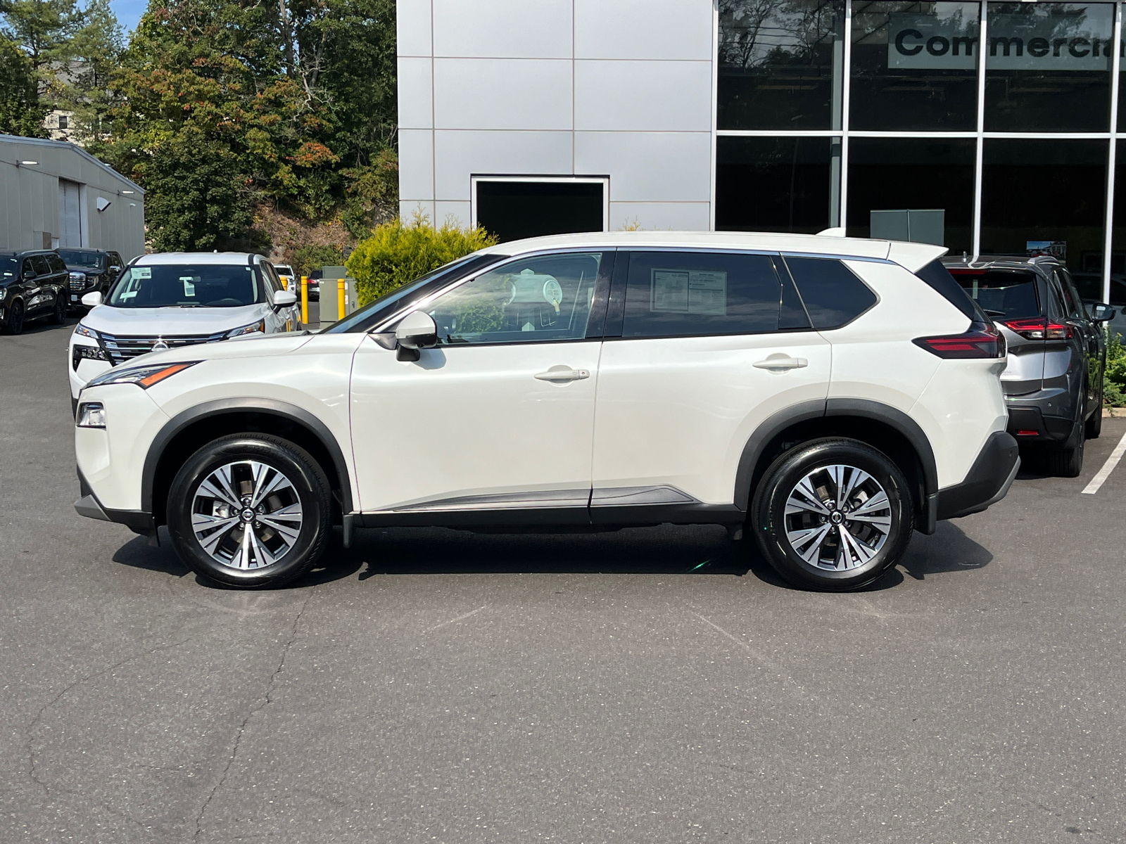 2021 Nissan Rogue SV 2