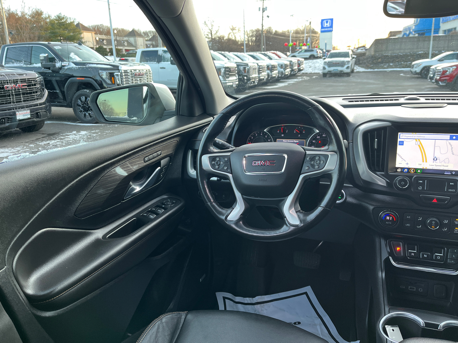 2021 GMC Terrain SLT 24