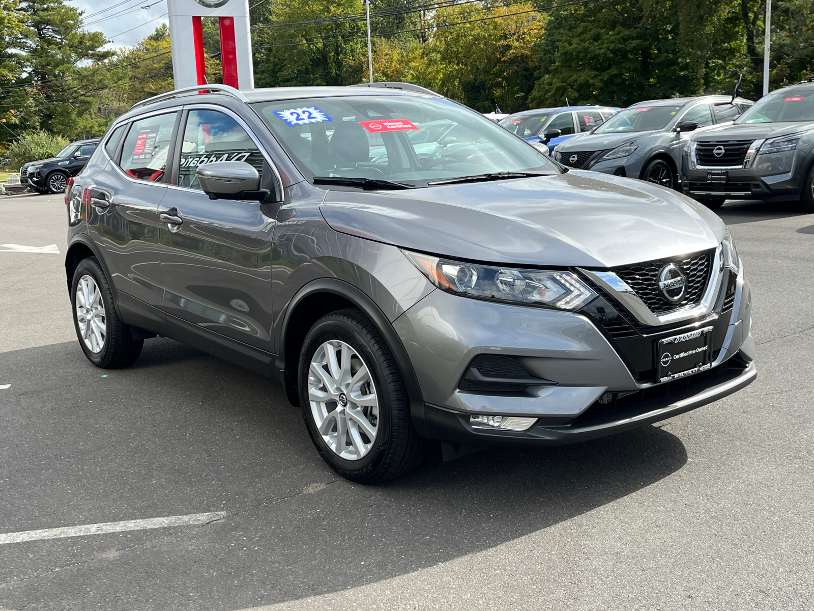 2022 Nissan Rogue Sport SV 6