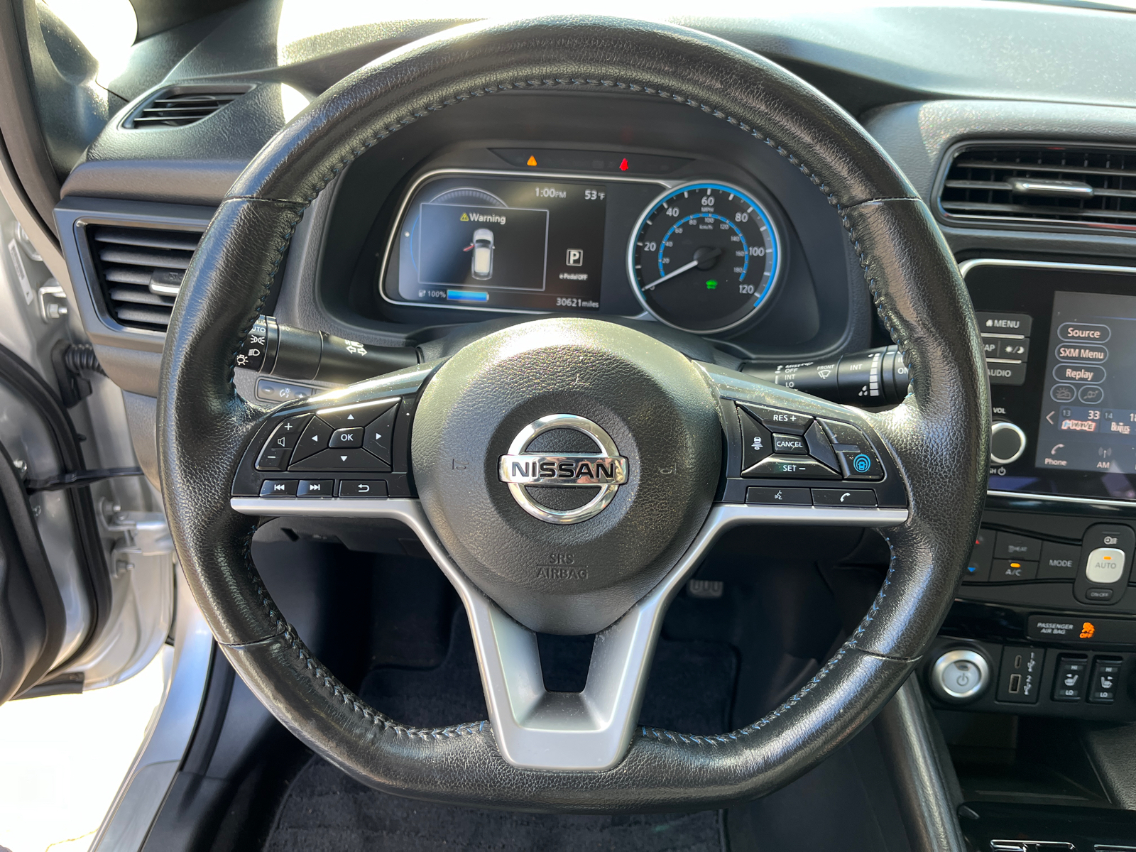 2022 Nissan Leaf SL Plus 11