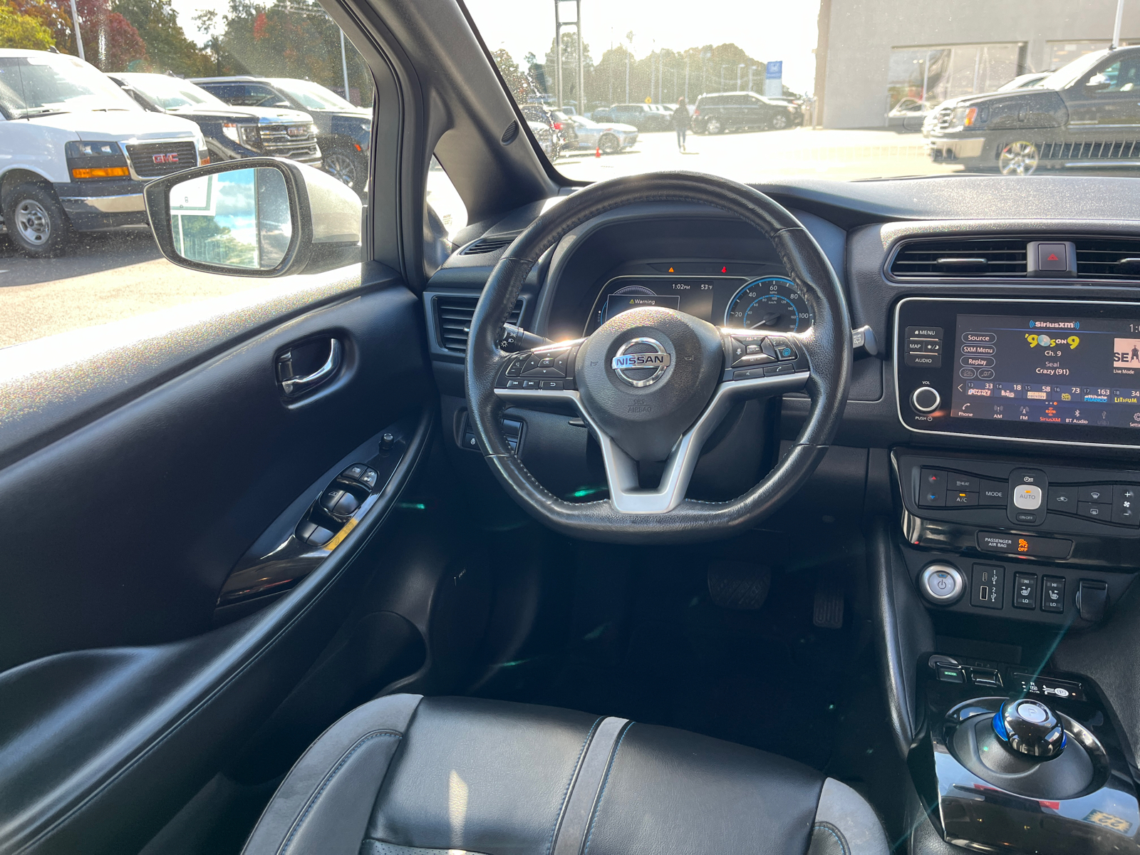 2022 Nissan Leaf SL Plus 24