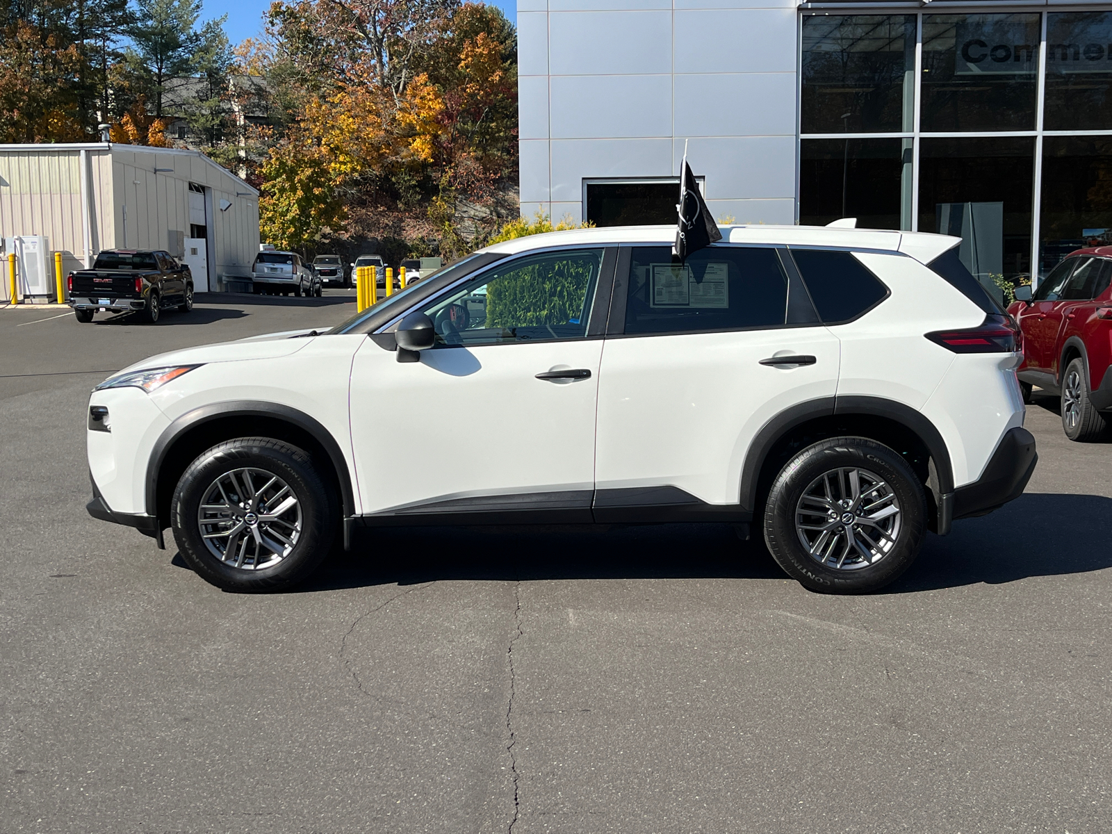 2021 Nissan Rogue S 2