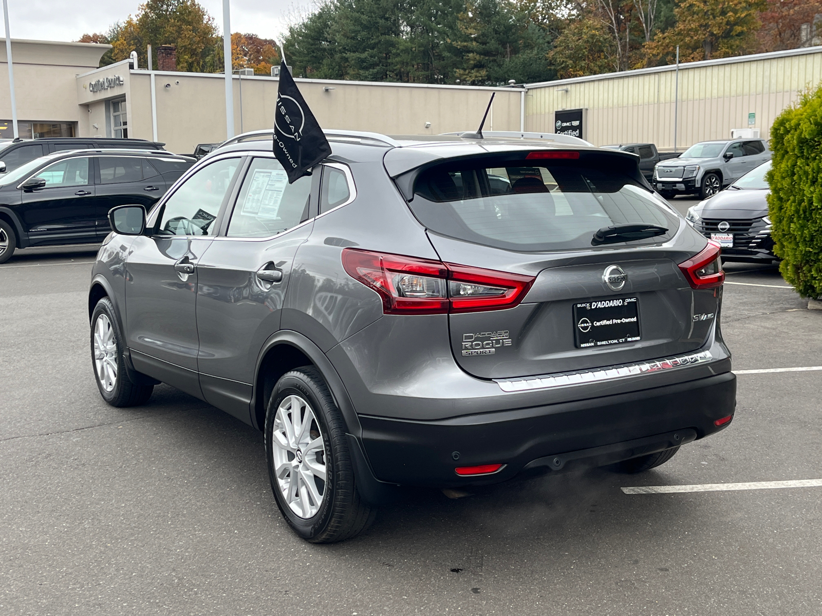 2021 Nissan Rogue Sport SV 3