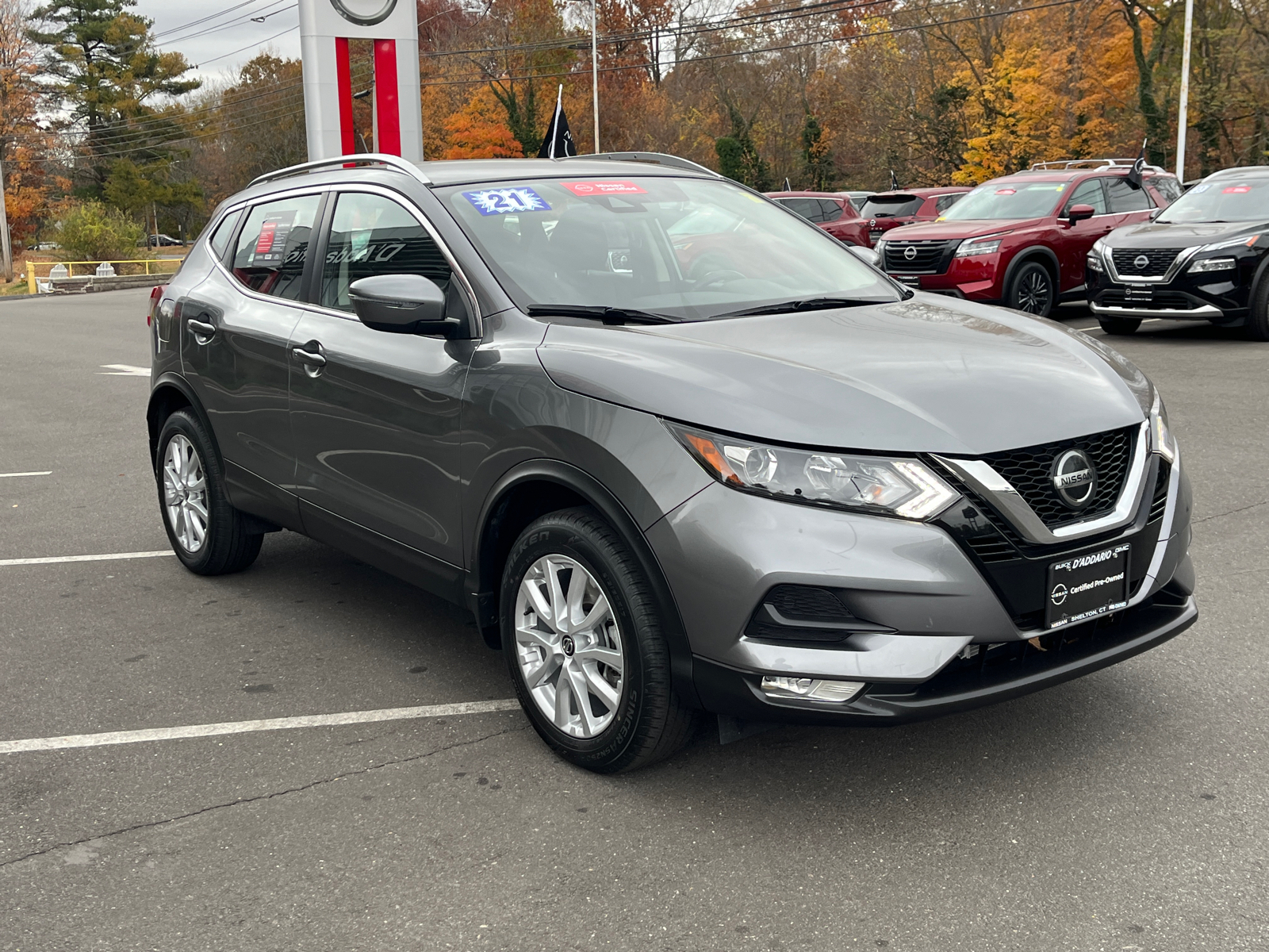 2021 Nissan Rogue Sport SV 6