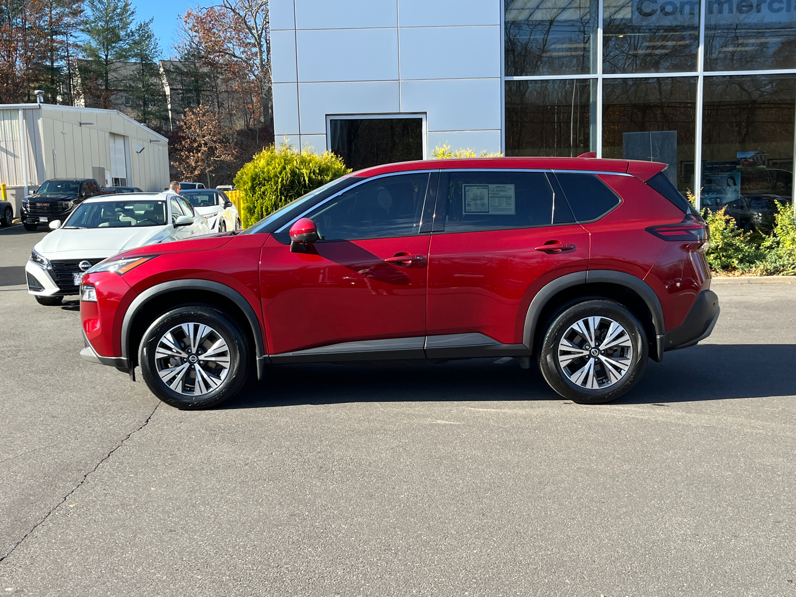 2021 Nissan Rogue SV 2