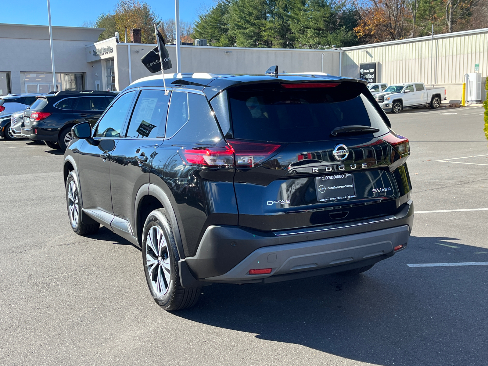 2021 Nissan Rogue SV 3