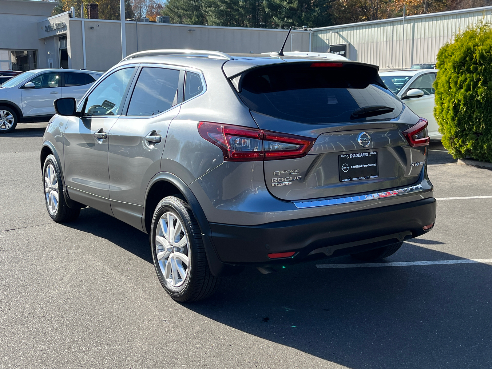 2021 Nissan Rogue Sport SV 3