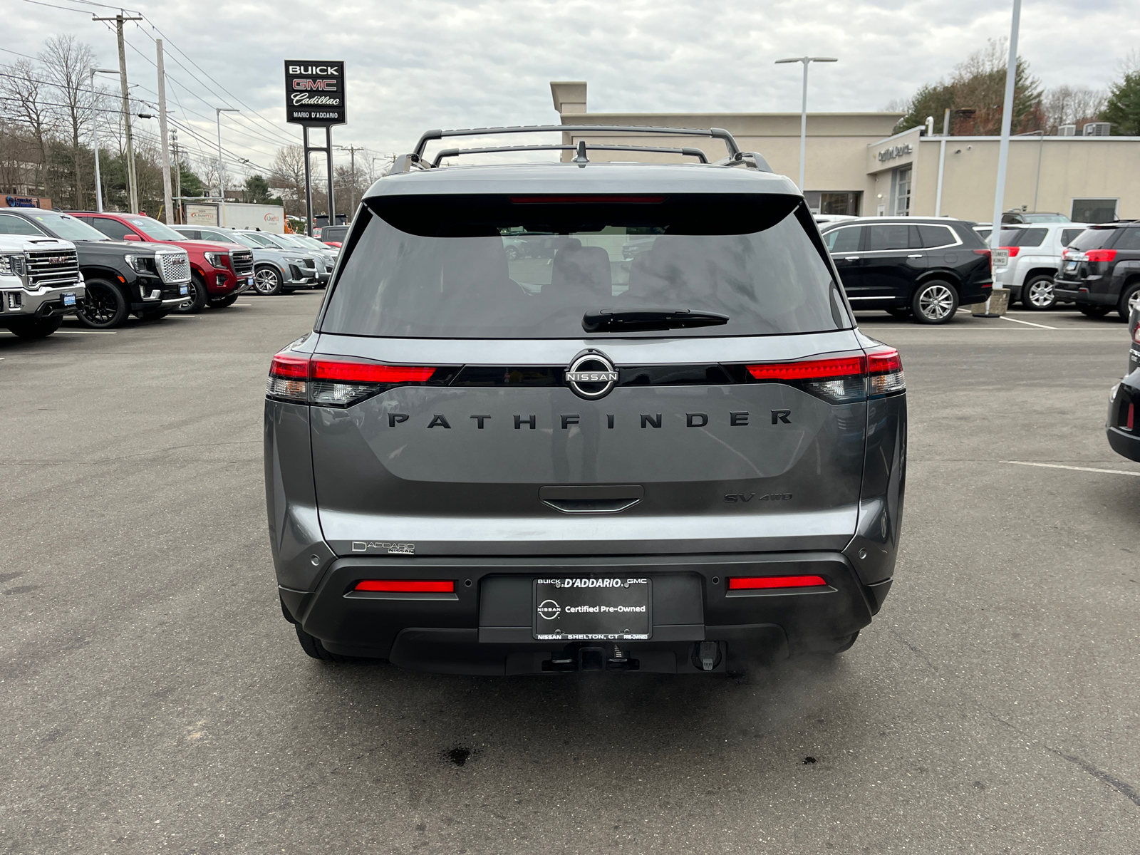 2023 Nissan Pathfinder SV 4