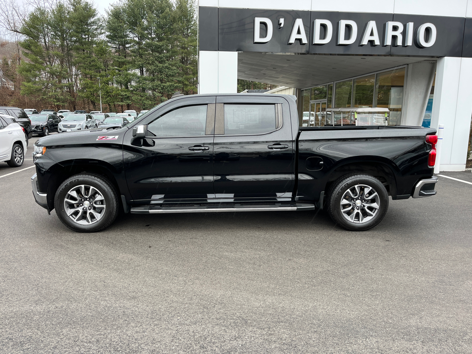 2021 Chevrolet Silverado 1500 LT 2