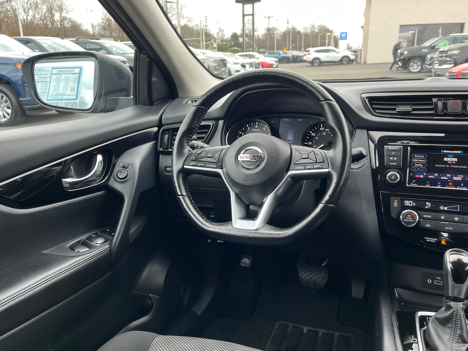 2021 Nissan Rogue Sport SV 24