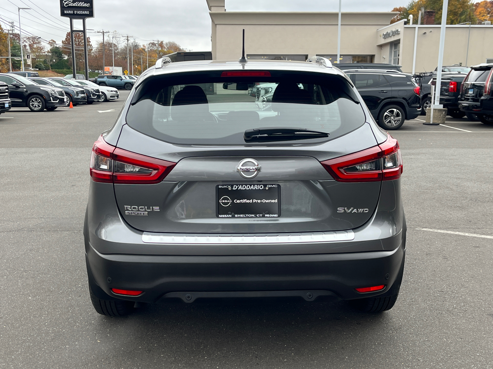 2022 Nissan Rogue Sport SV 4