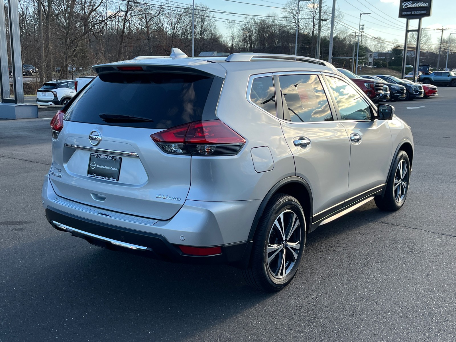 2020 Nissan Rogue SV 5