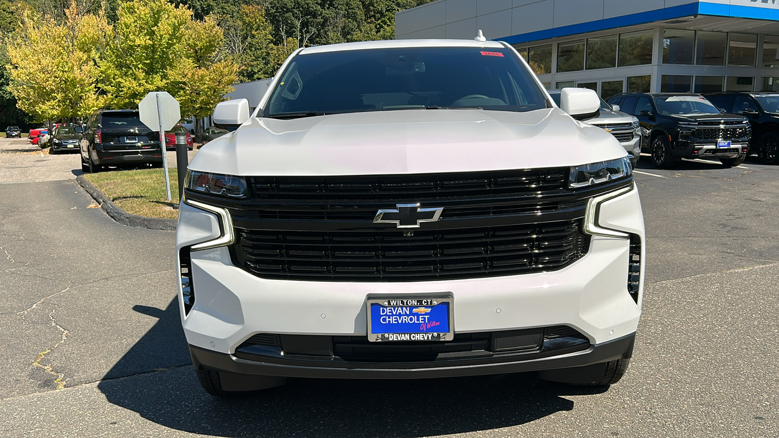 2024 Chevrolet Suburban RST 2