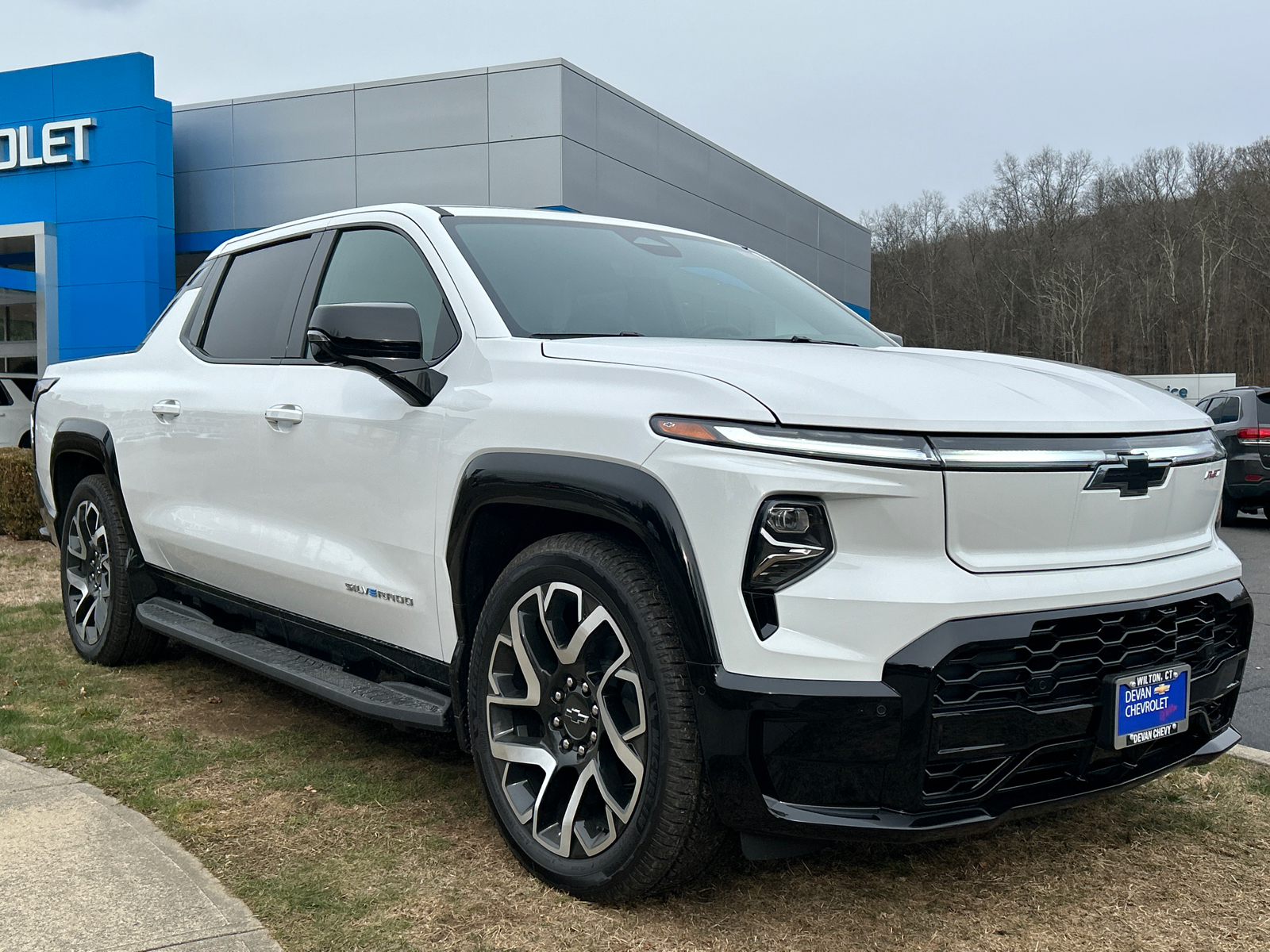 2024 Chevrolet Silverado EV RST 1