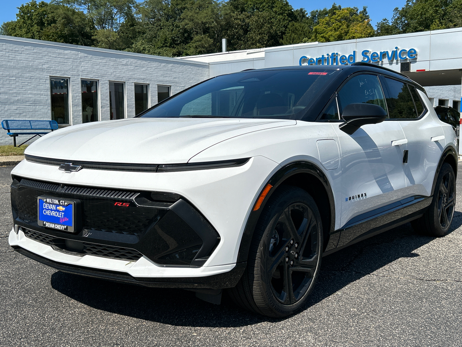 2024 Chevrolet Equinox EV 2RS 1